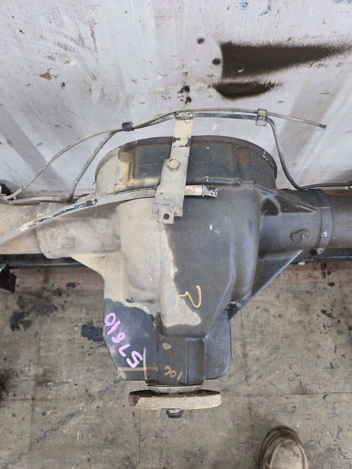 2009-2011 Ford F150 Rear Axle 3.55 Gear Ratio