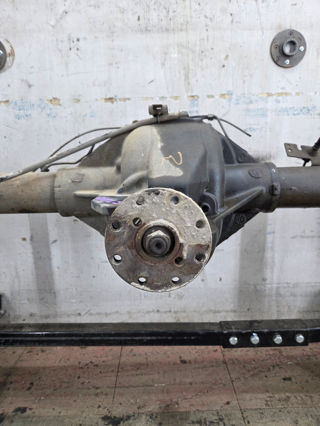 2009-2011 Ford F150 Rear Axle 3.55 Gear Ratio