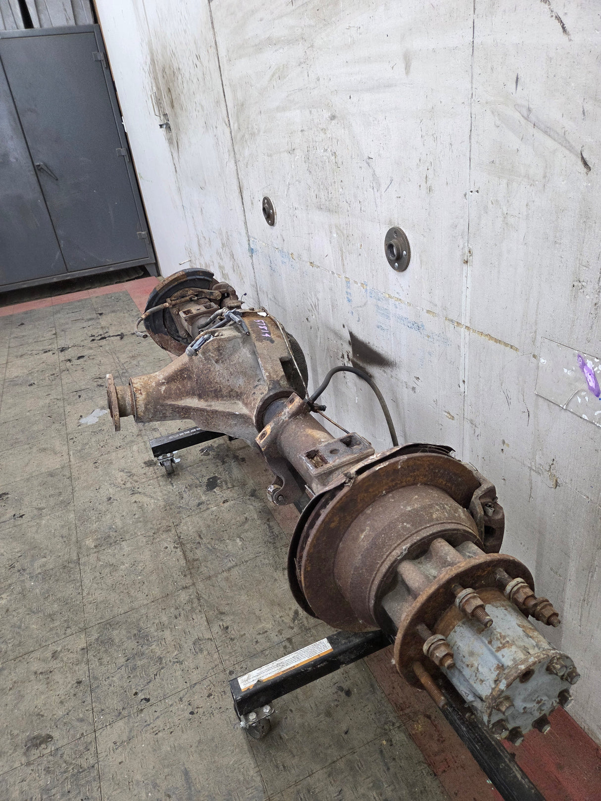 2005-2007 Ford Super Duty F350 DRW Dually Rear Axle 4.10 Gear Ratio