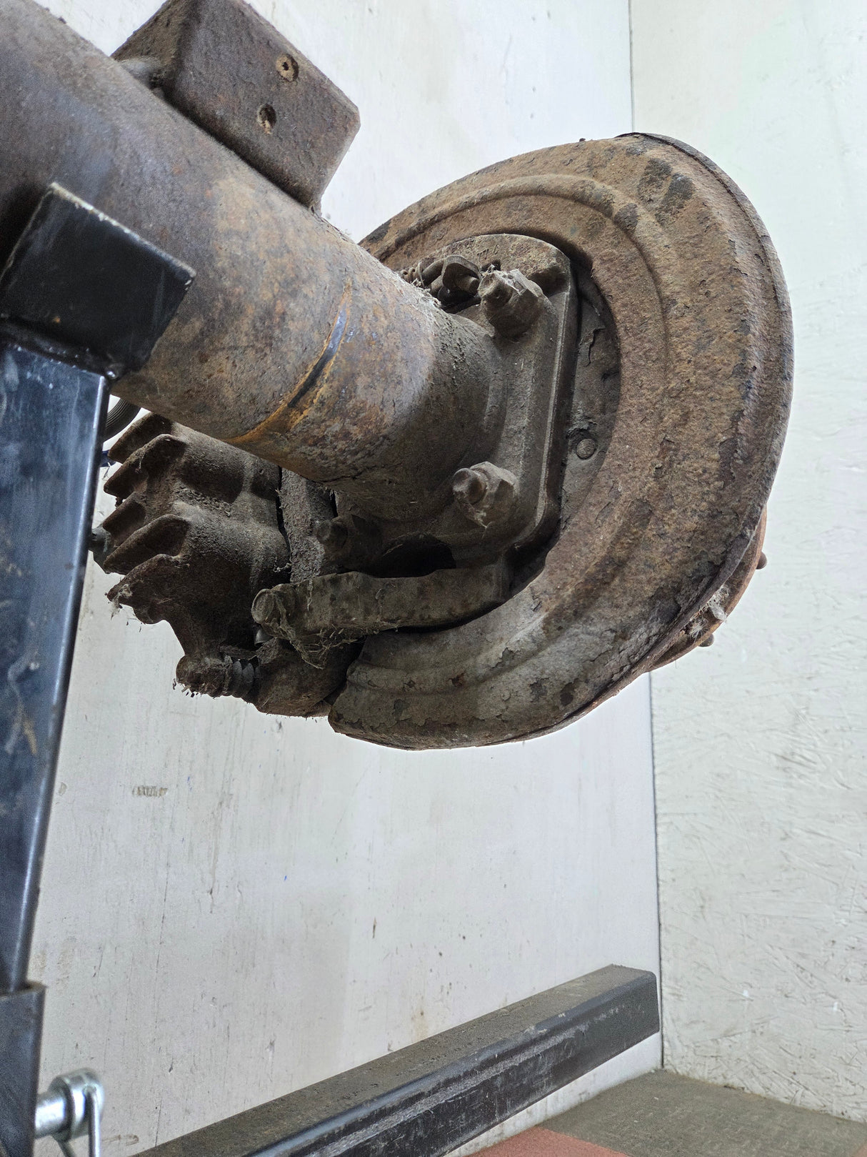 2005-2007 Ford Super Duty F350 DRW Dually Rear Axle 4.10 Gear Ratio