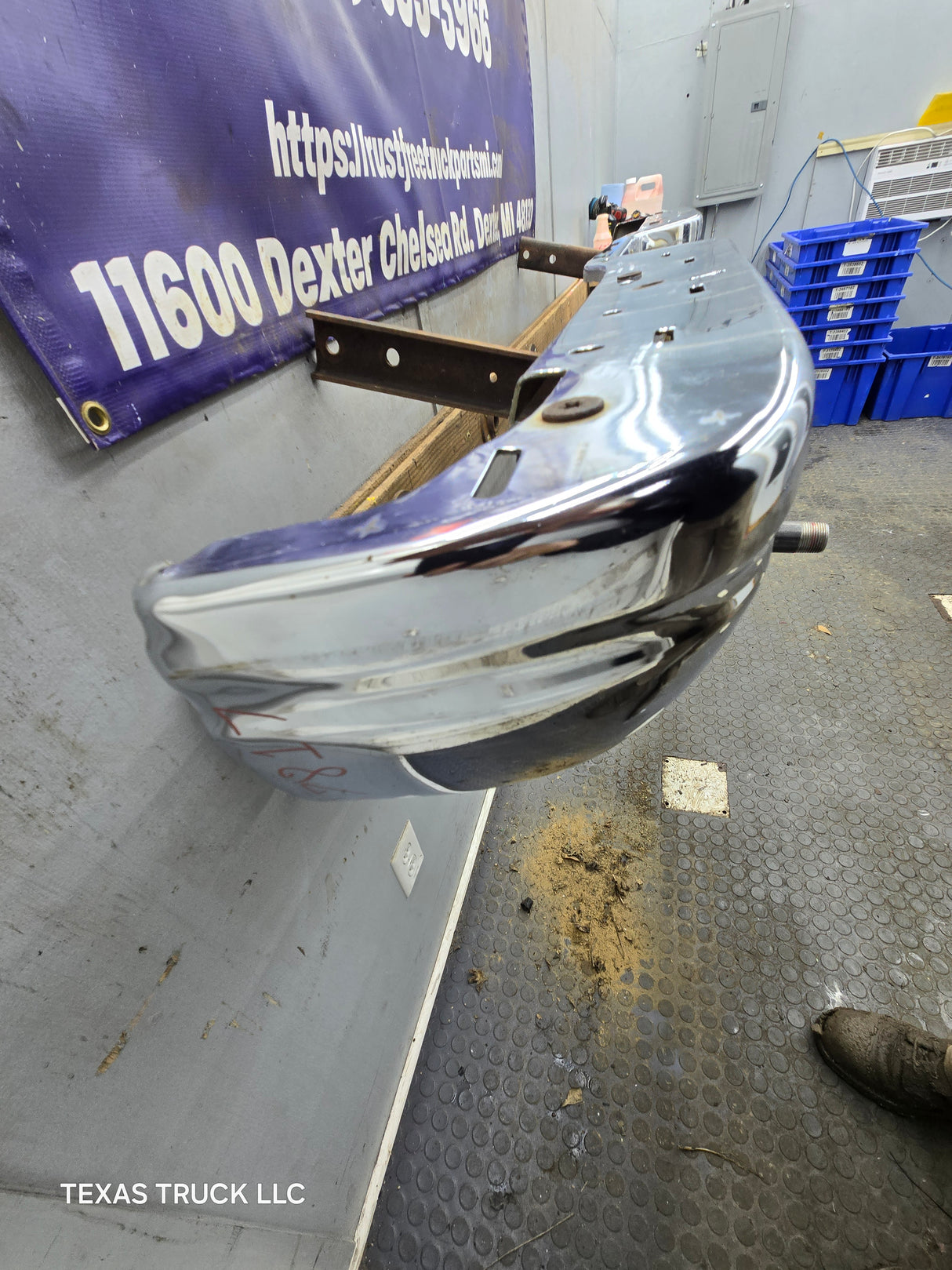 1999-2007 Ford Super Duty F250 F350 F450 F550 Rear Bumper