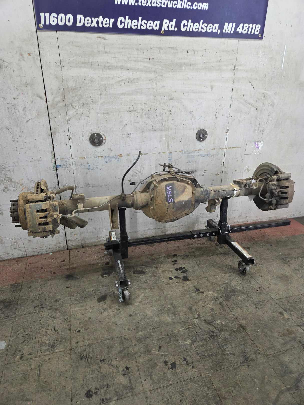 2008-2010 Ford Super Duty F250 F350 SRW Rear Axle Limited Slip 3.73 Gear Ratio