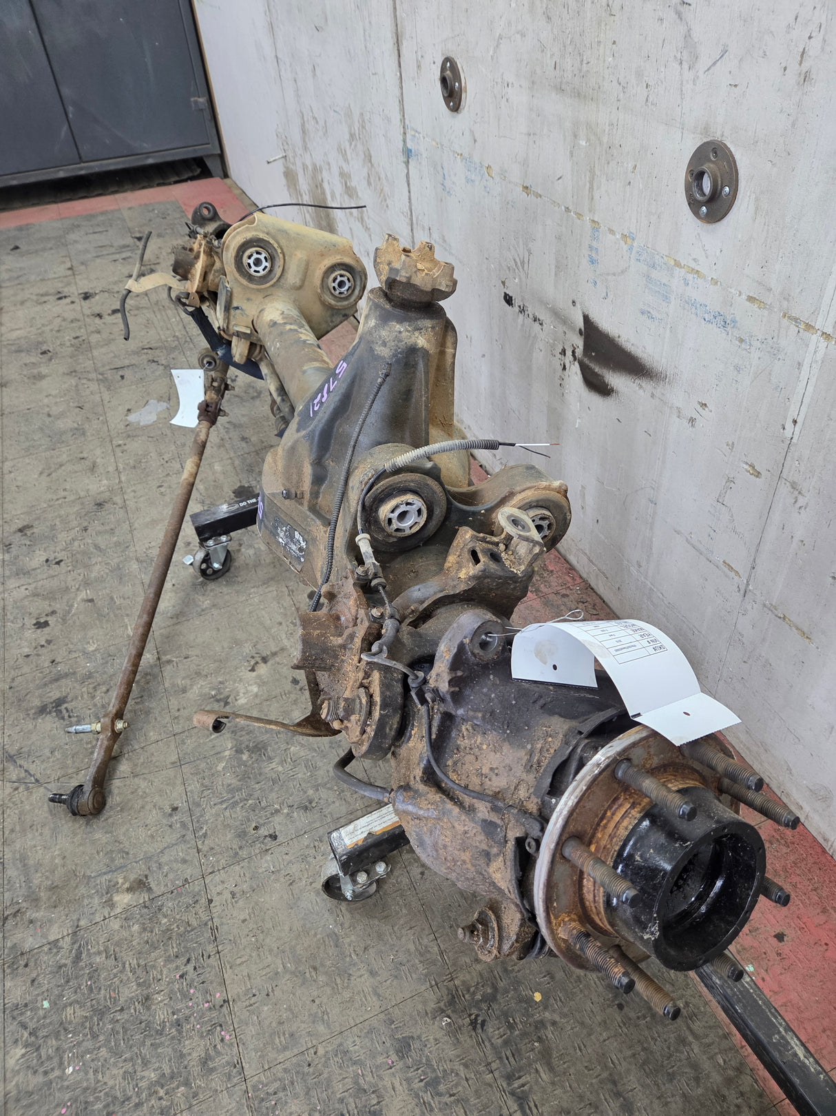 2005-2010 Ford Super Duty F250 F350 FRONT Axle 3.73 SRW 428K miles
