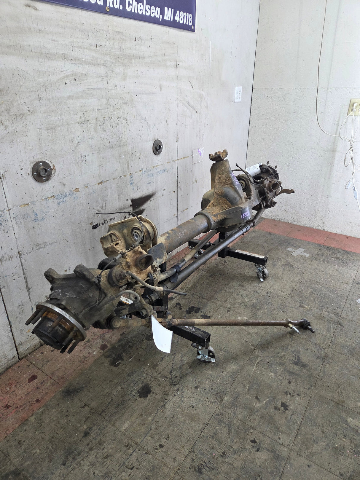 2005-2010 Ford Super Duty F250 F350 FRONT Axle 3.73 SRW 428K miles
