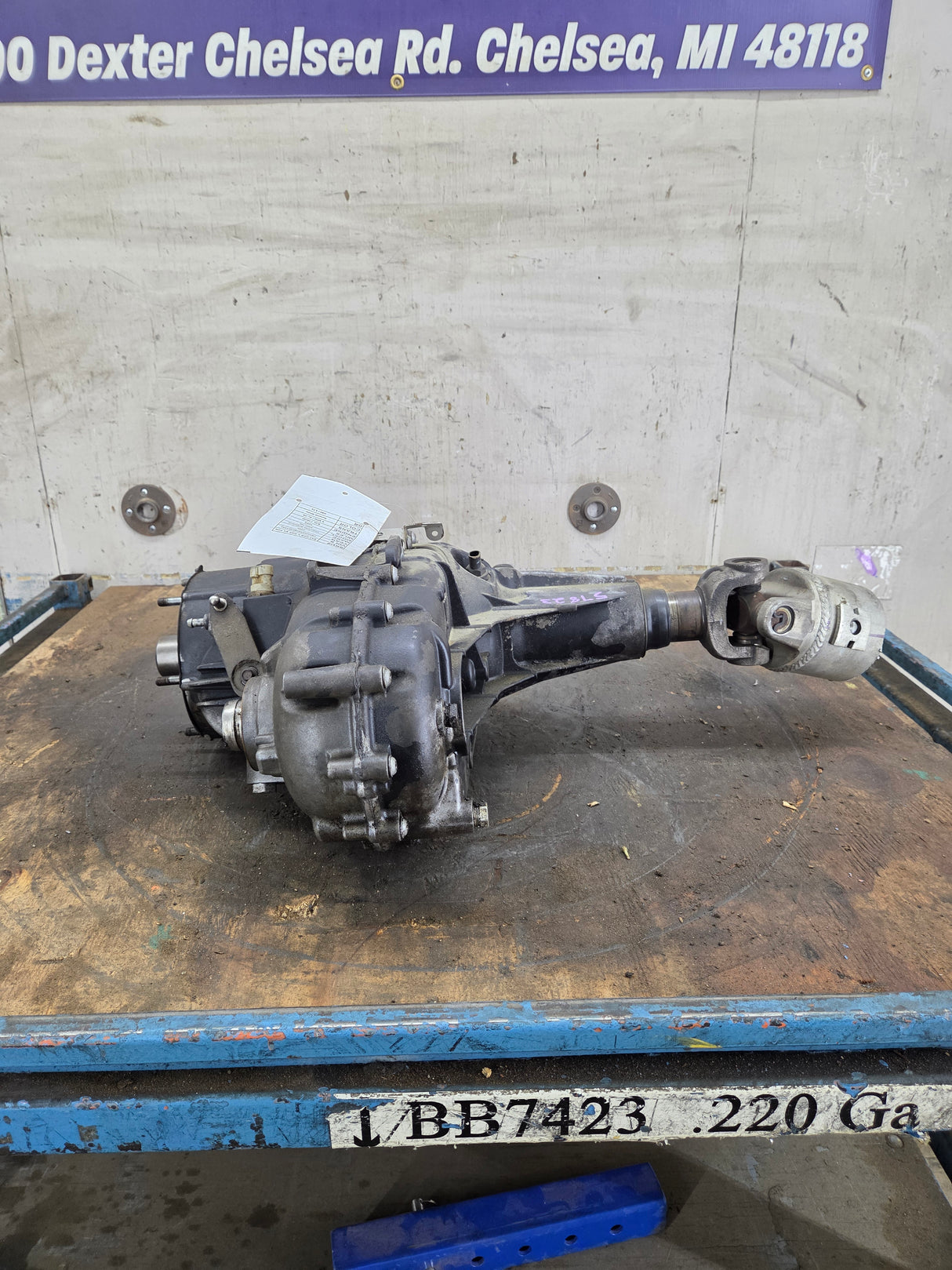 2008 Chevrolet Silverado GMC Sierra 2500HD 3500HD Floor Shift TRANSFER CASE 6L-90