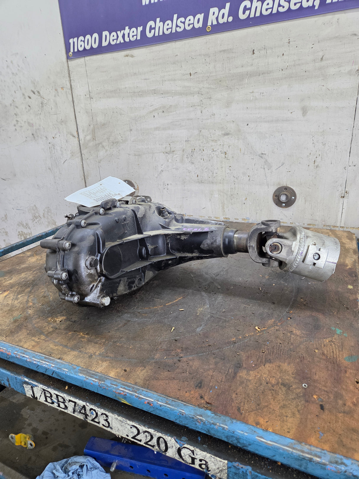 2008 Chevrolet Silverado GMC Sierra 2500HD 3500HD Floor Shift TRANSFER CASE 6L-90