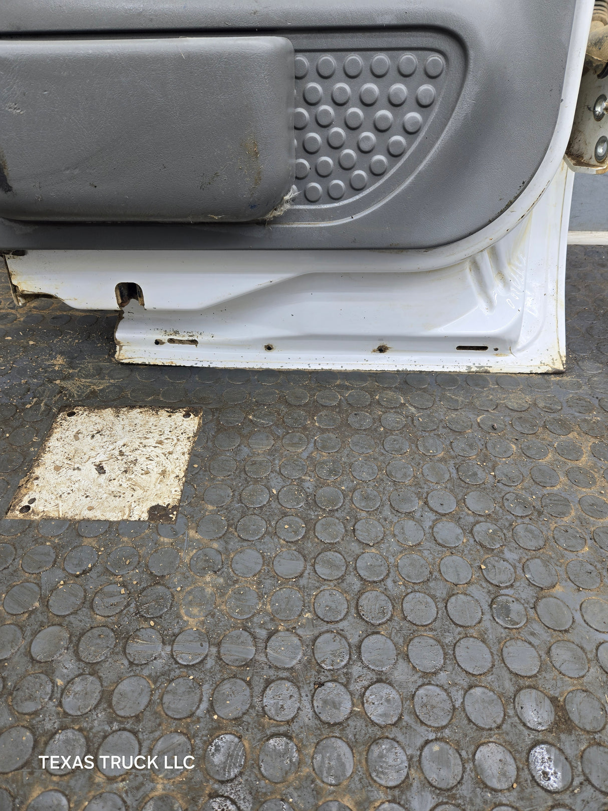 1999-2007 Ford Super Duty F250 F350 F450 F550 RH Extended Cab Passenger Rear Door