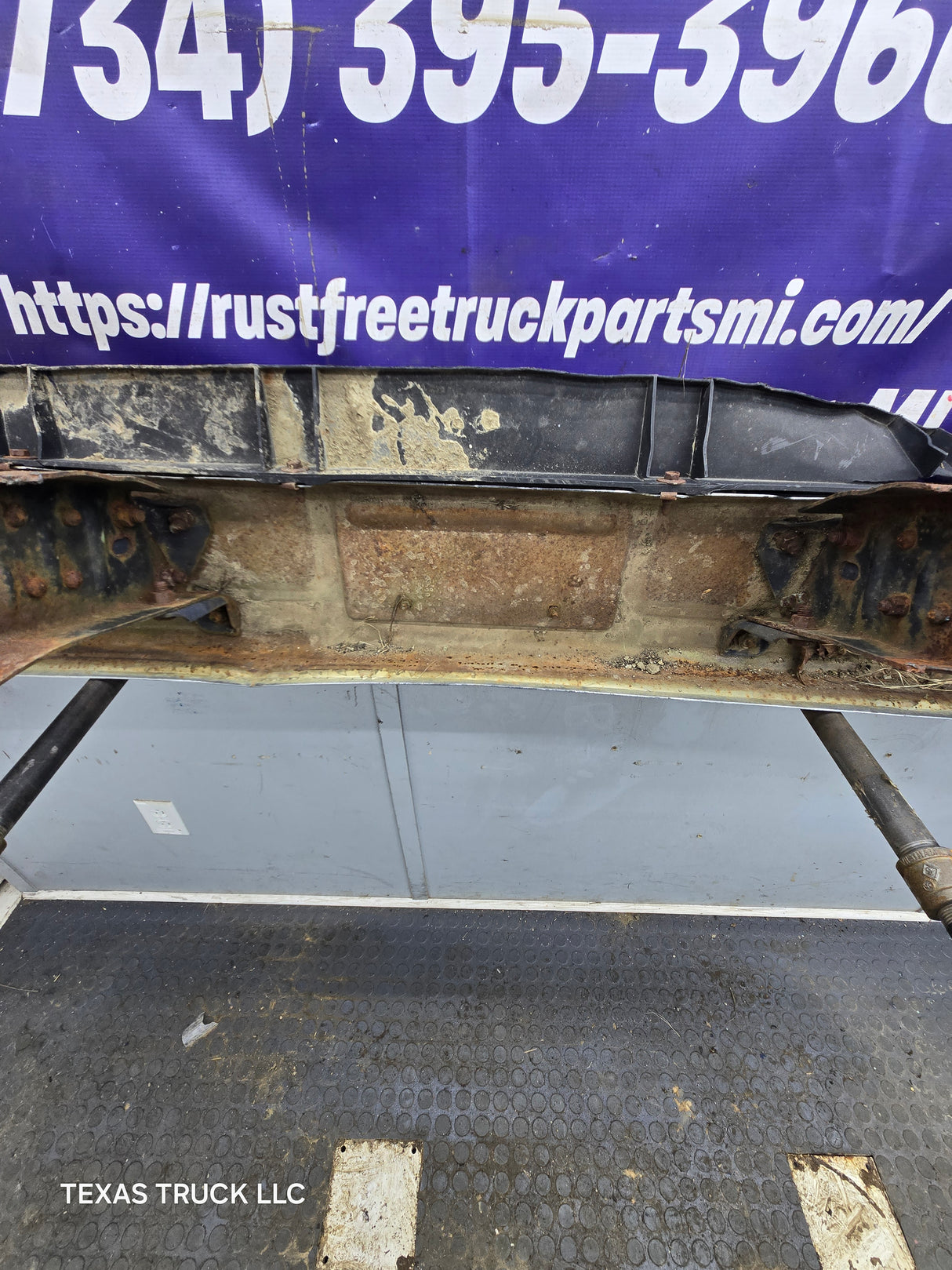 1983-1991 Chevrolet Silverado / GMC Sierra Square Body Front Bumper W/O Impact Strip