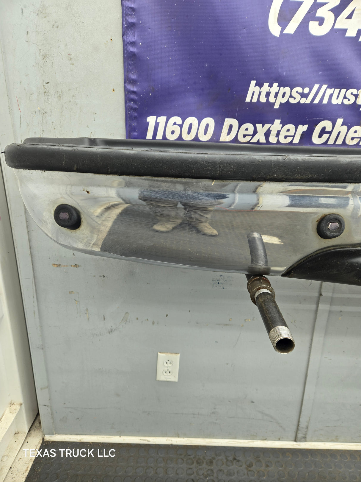 1999-2007 Ford Super Duty F250 F350 F450 F550 Rear Bumper