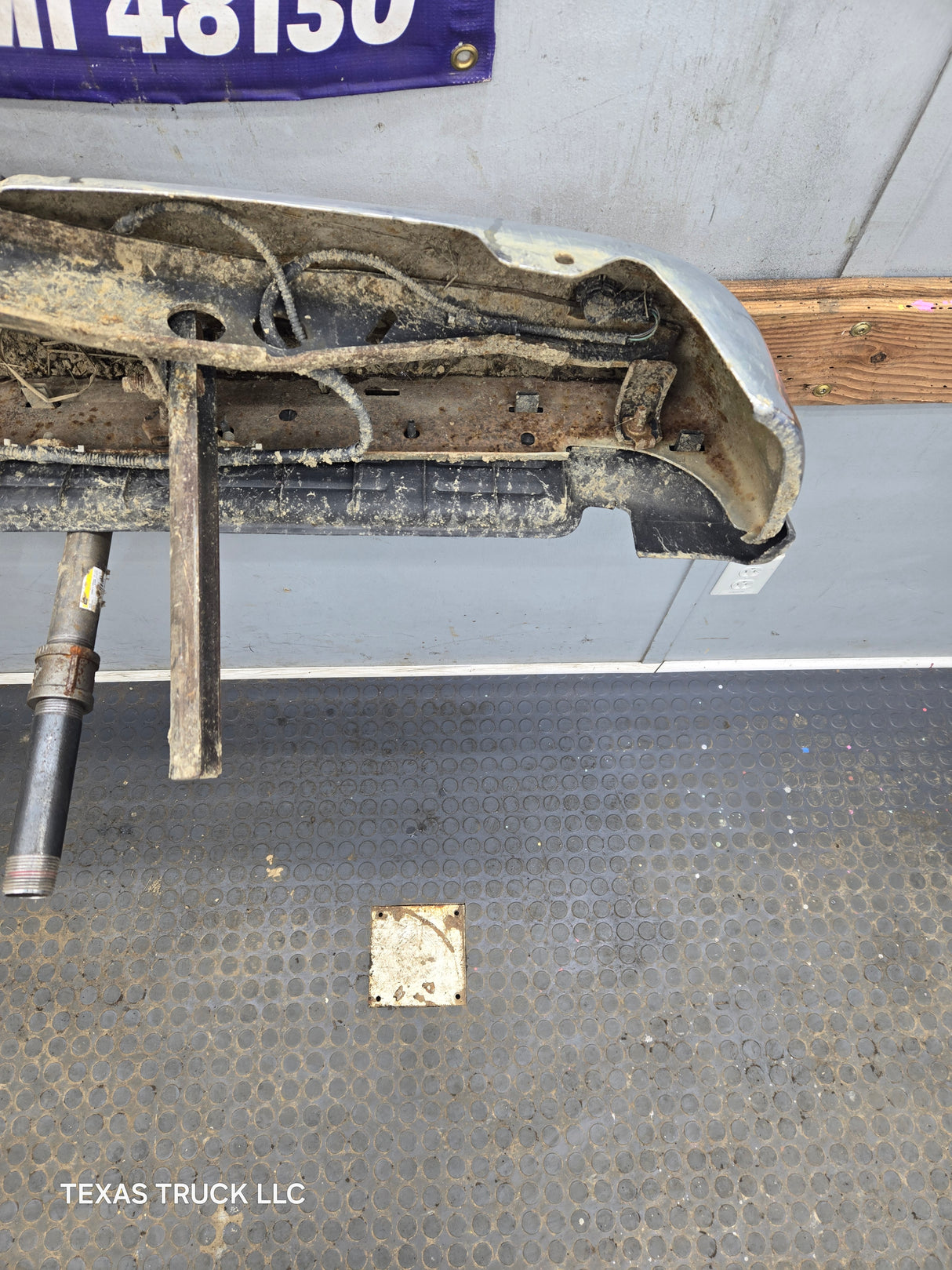 1999-2007 Ford Super Duty F250 F350 F450 F550 Rear Bumper