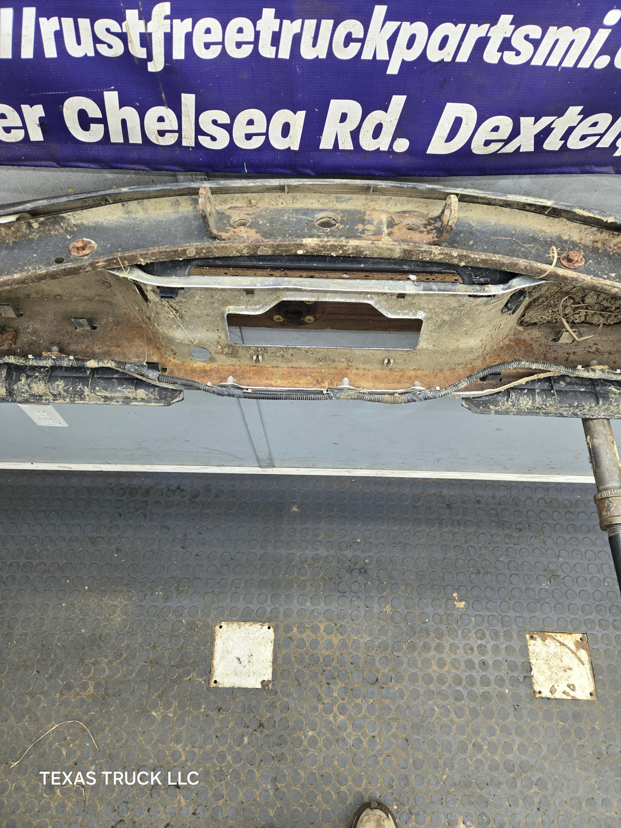 1999-2007 Ford Super Duty F250 F350 F450 F550 Rear Bumper