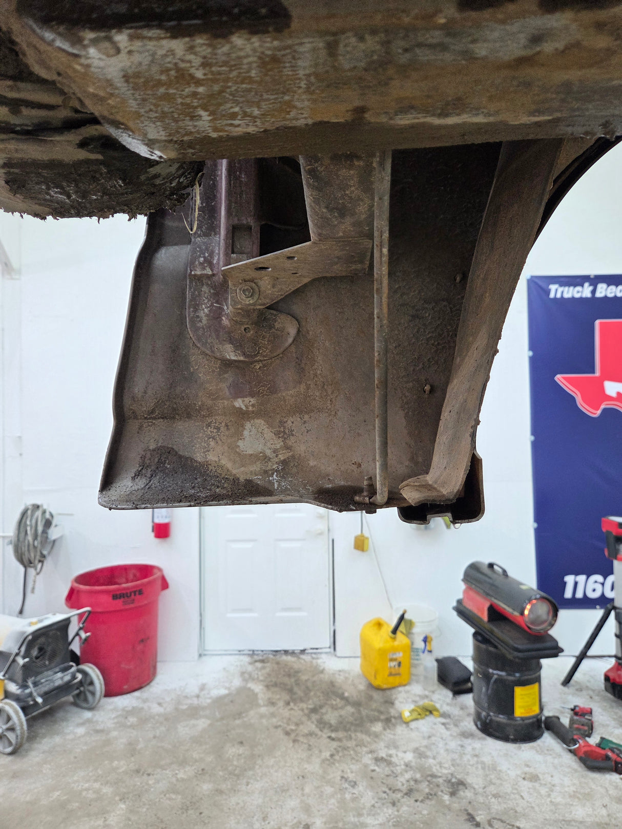 1997-2003 Ford F150 5' 6" Short Truck Bed