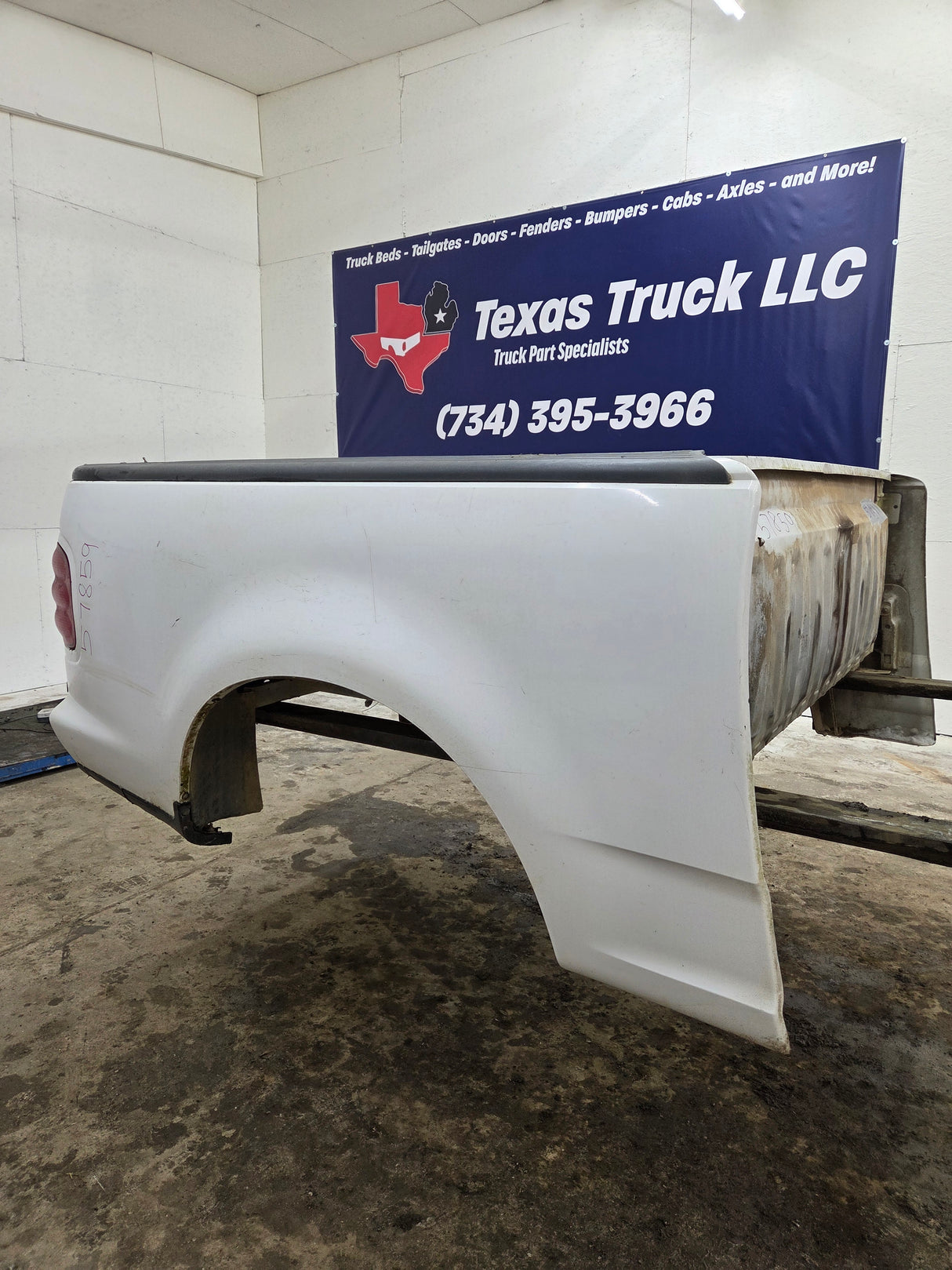 1997-2003 Ford F150 5' 6" Short Truck Bed