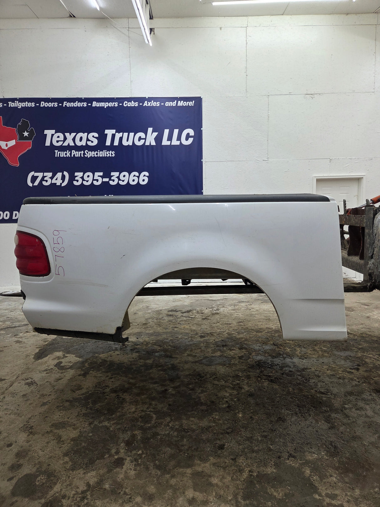 1997-2003 Ford F150 5' 6" Short Truck Bed