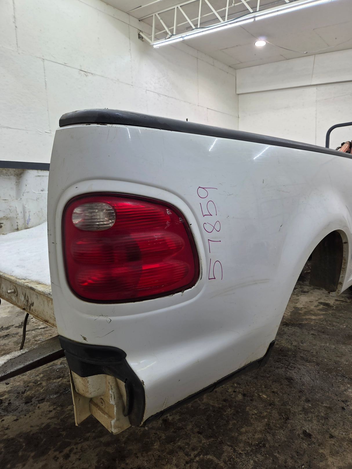 1997-2003 Ford F150 5' 6" Short Truck Bed