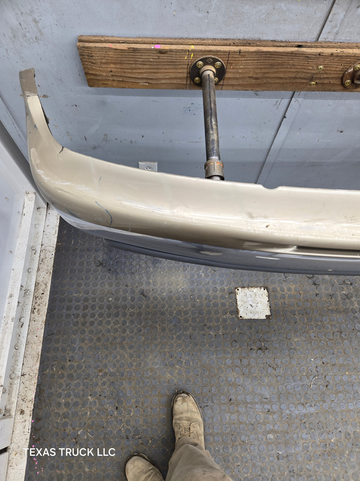 1999-2002 Chevrolet Silverado 1500 Front Bumper - Chrome