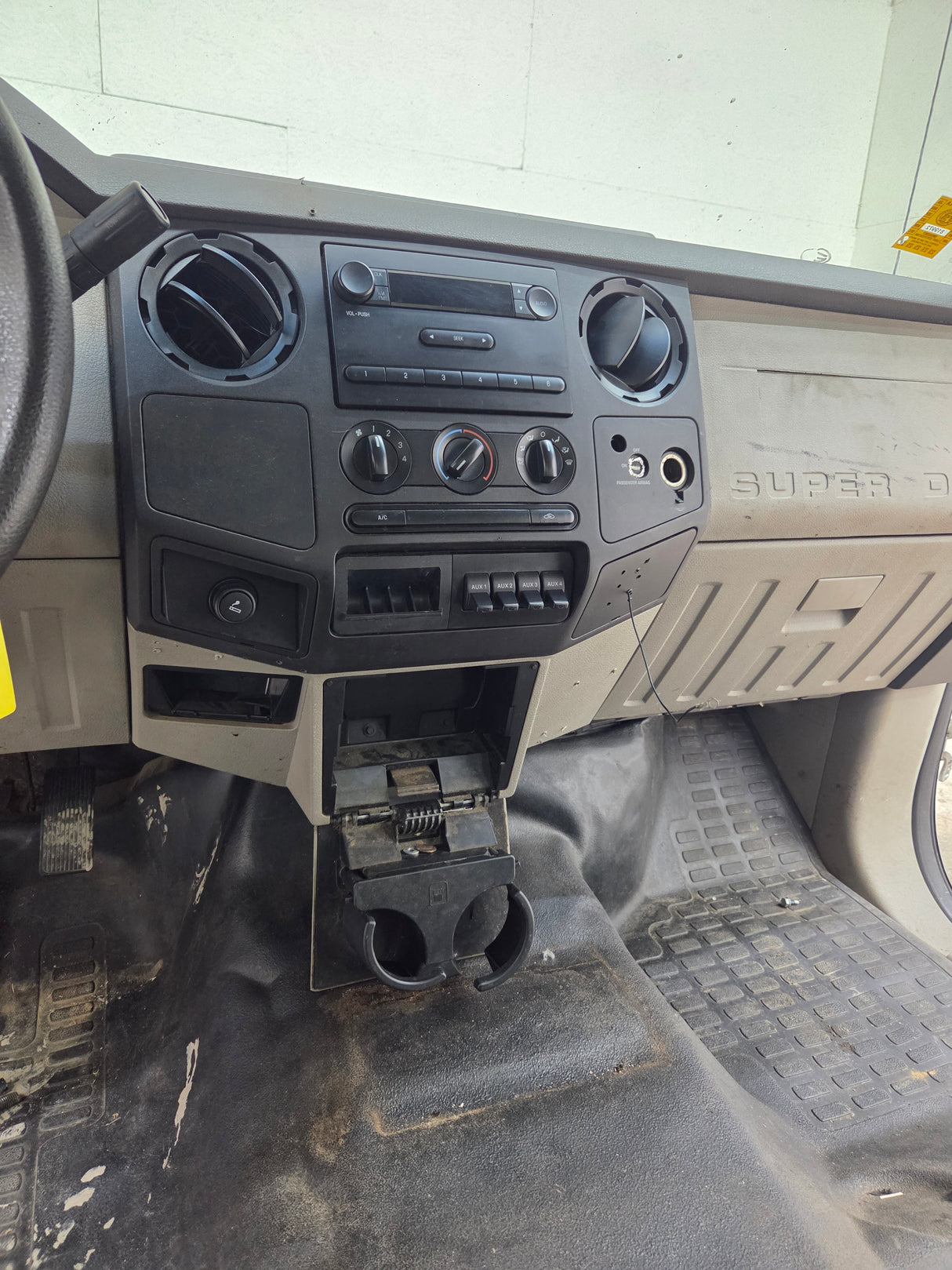 2008-2010 Ford Super Duty F250 F350 F450 F550 Regular Cab 2 door