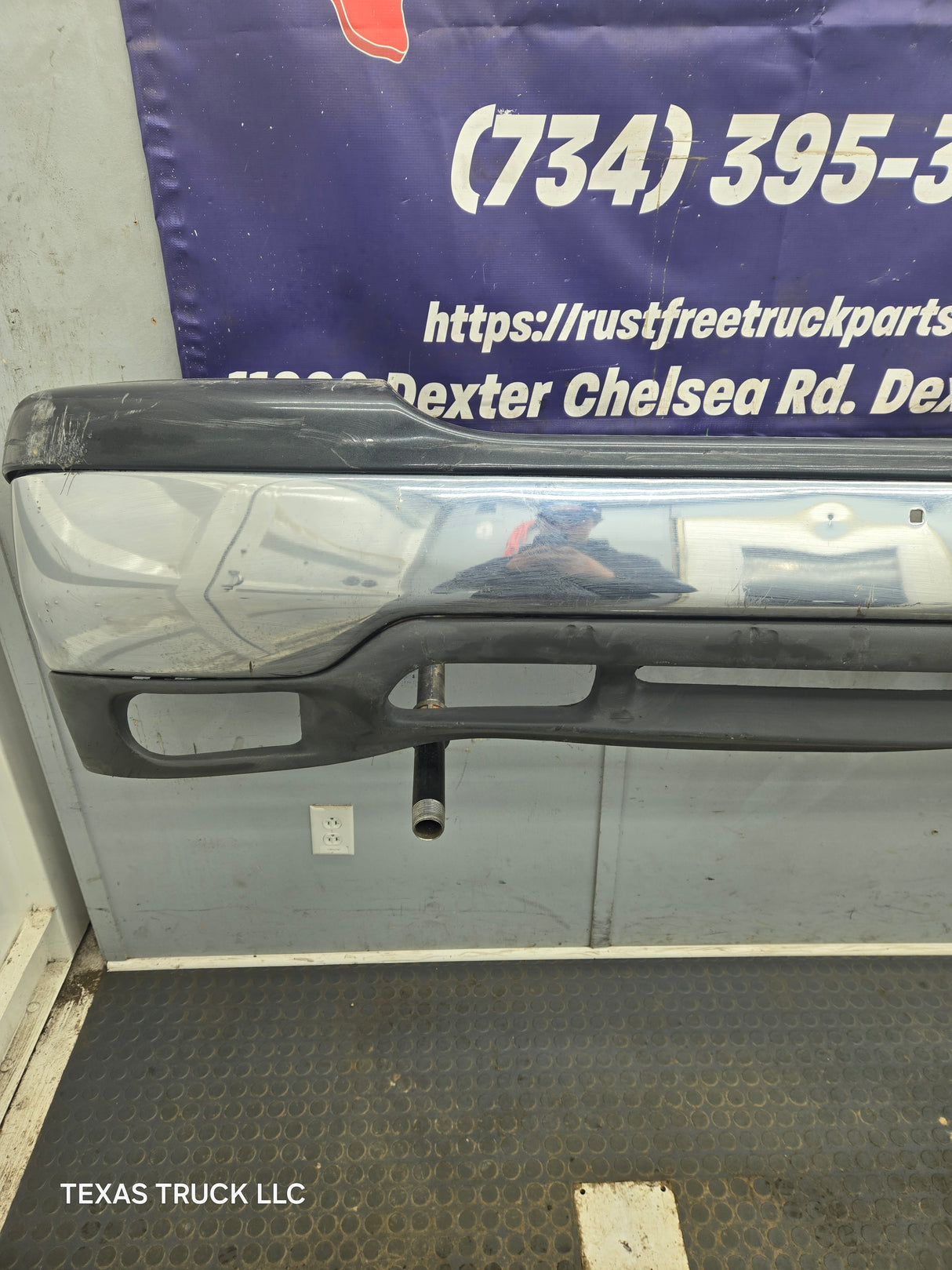 1999-2006 GMC Sierra Yukon 1500 Front Bumper - Chrome
