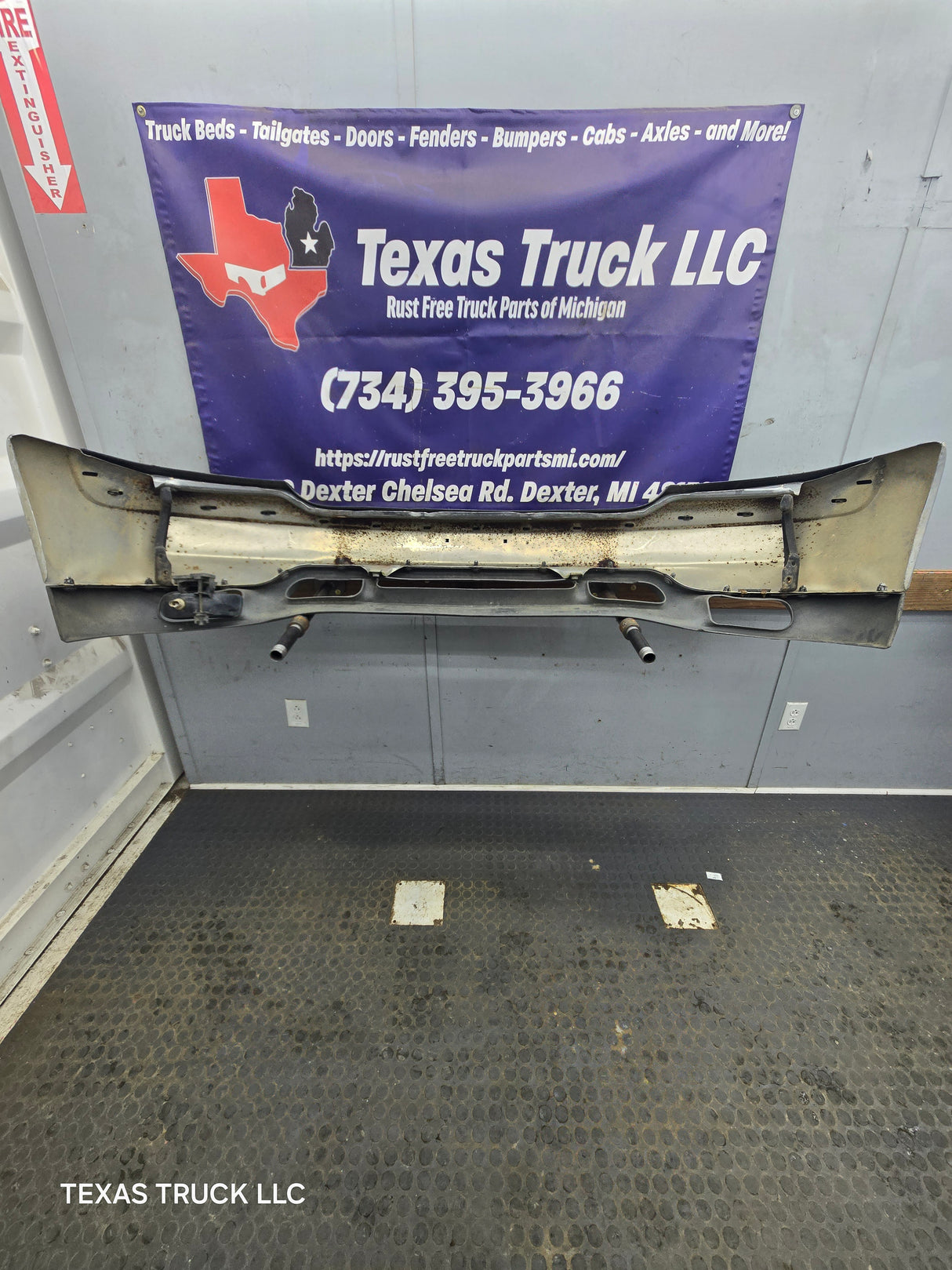1999-2006 GMC Sierra Yukon 1500 Front Bumper - Chrome