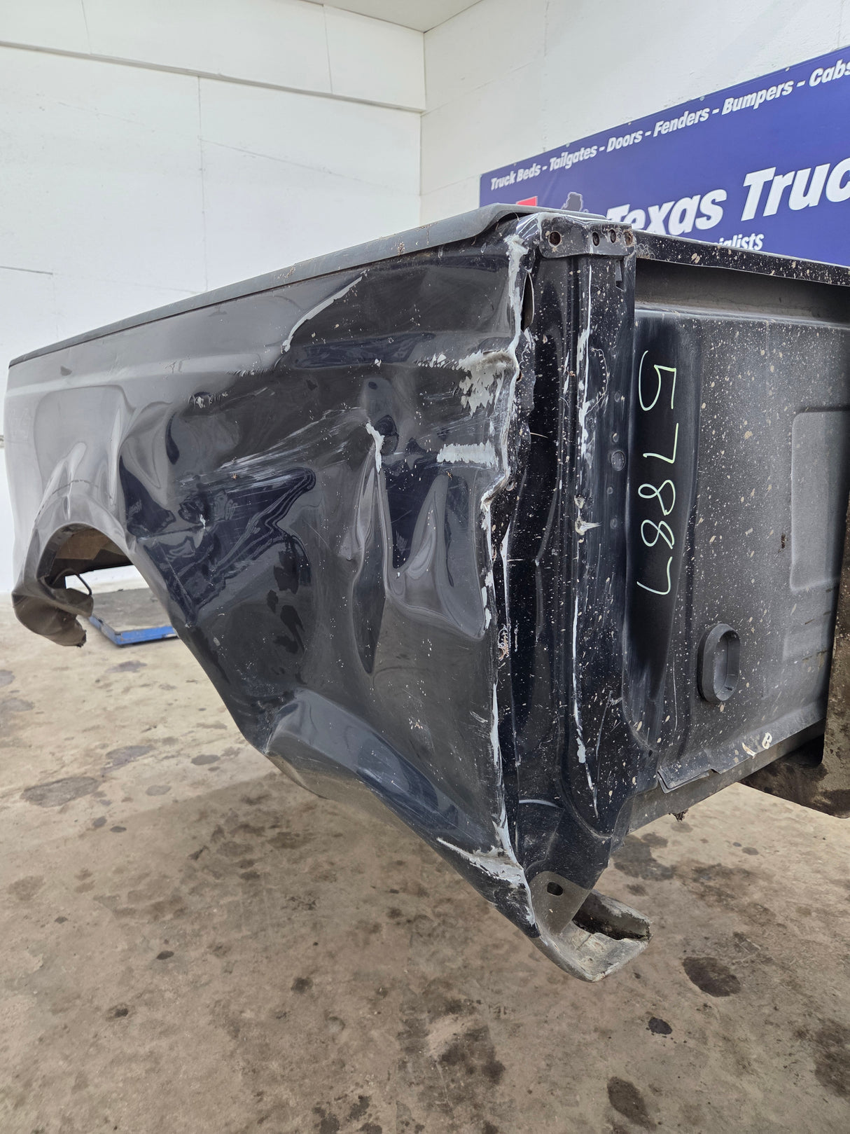 1999-2010 Ford Super Duty F250 F350 6' 9" Short Truck Bed