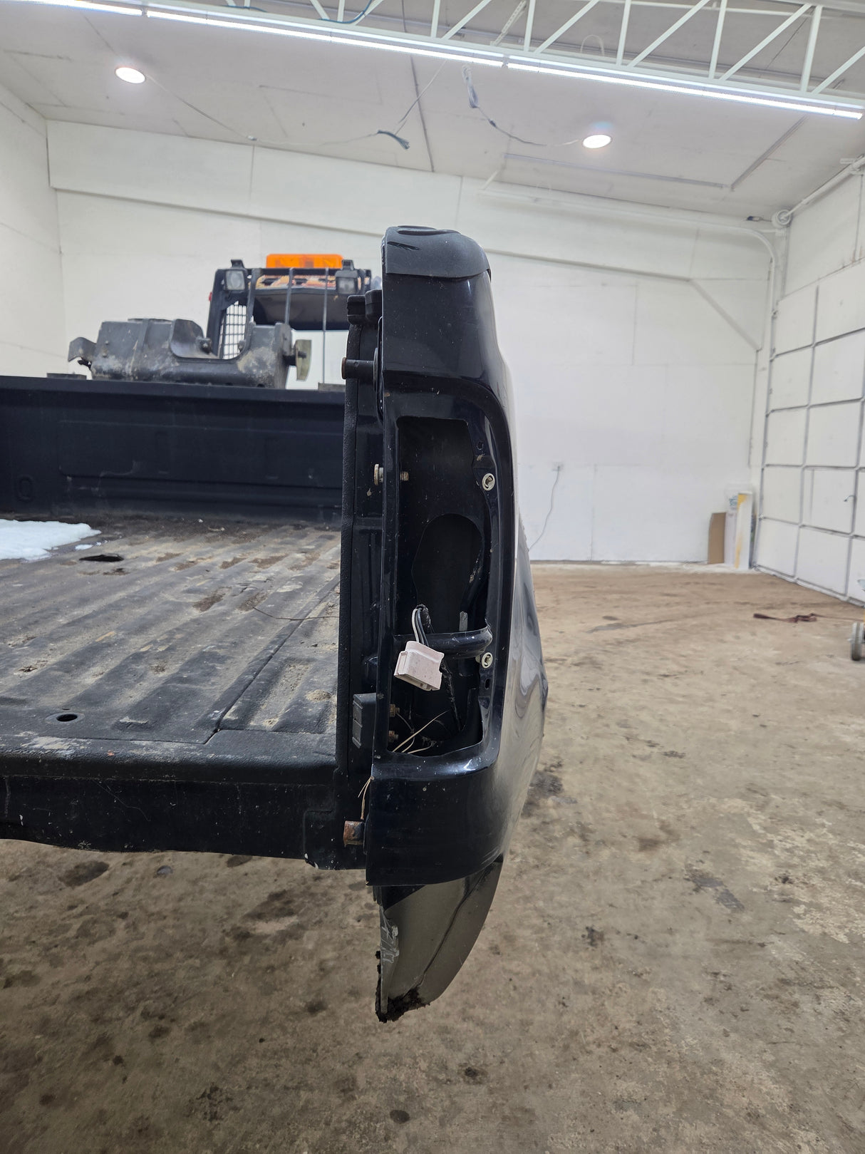 1999-2010 Ford Super Duty F250 F350 6' 9" Short Truck Bed