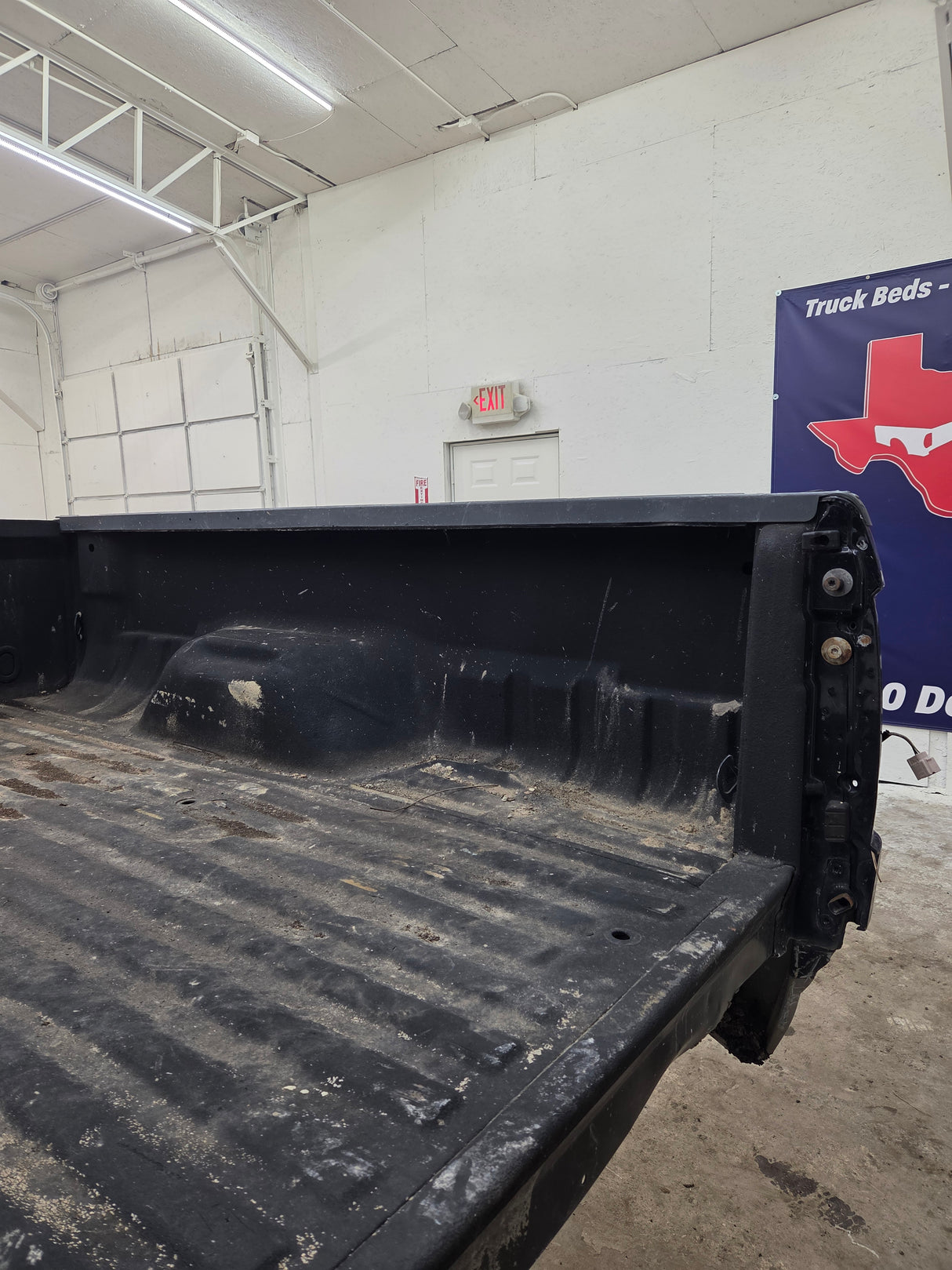 1999-2010 Ford Super Duty F250 F350 6' 9" Short Truck Bed
