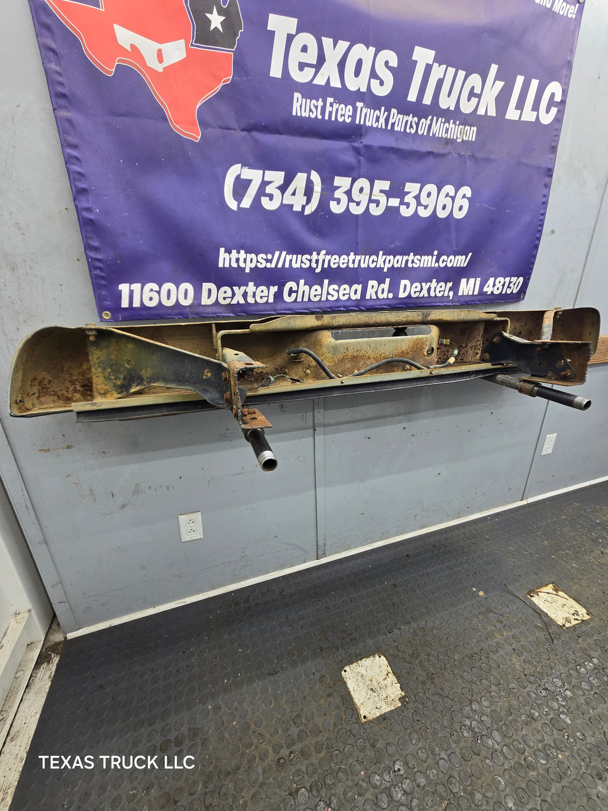 1988-1998 Chevrolet / GMC 1500 2500 3500 Rear Bumper