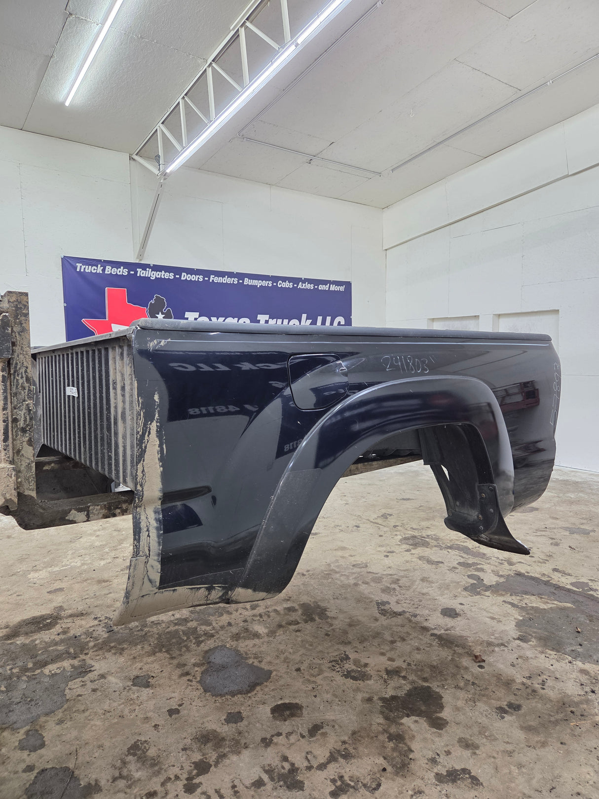 2005-2015 Toyota Tacoma 6' Long Truck Bed With Fender Flare