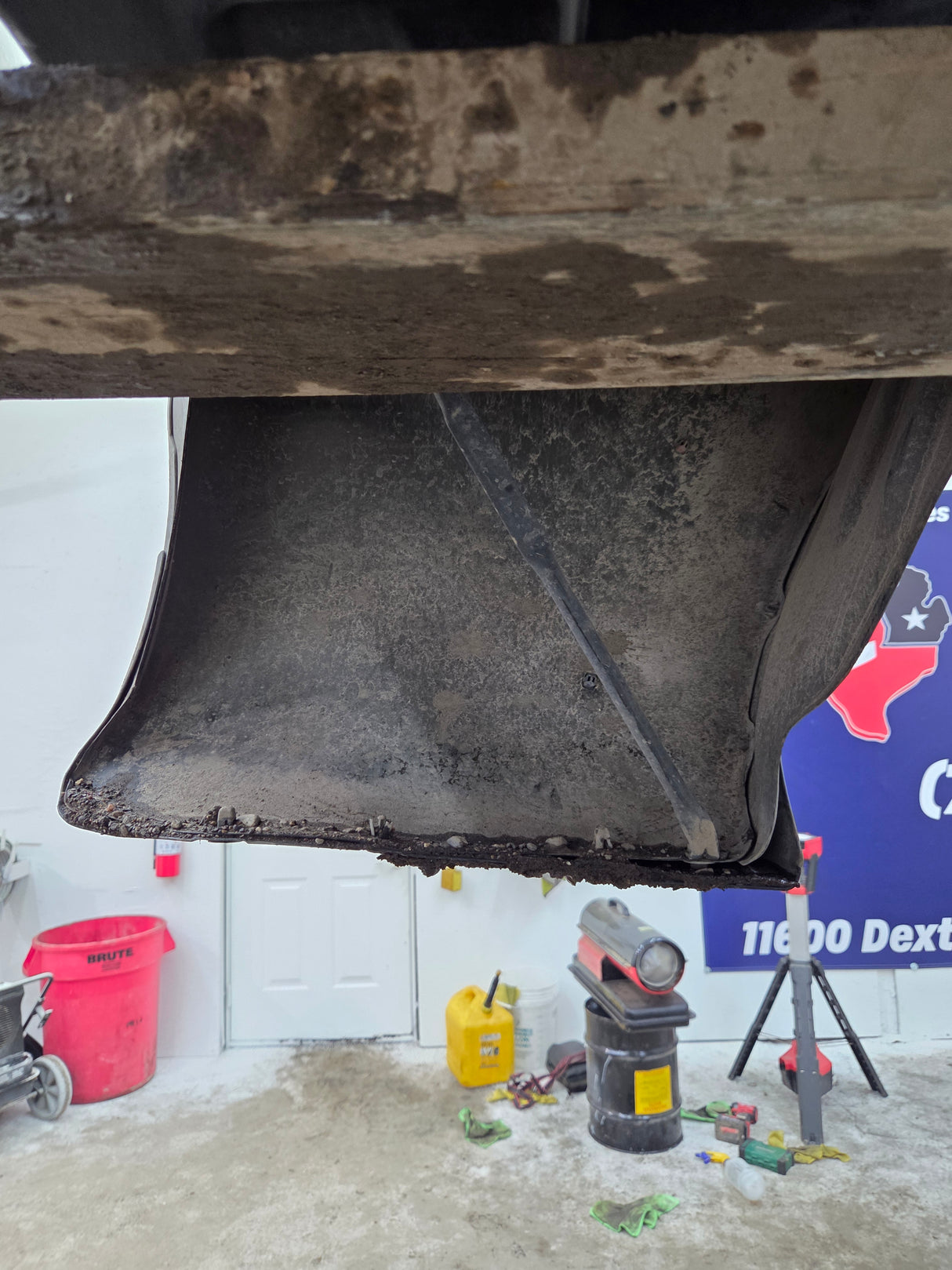 2005-2015 Toyota Tacoma 6' Long Truck Bed With Fender Flare