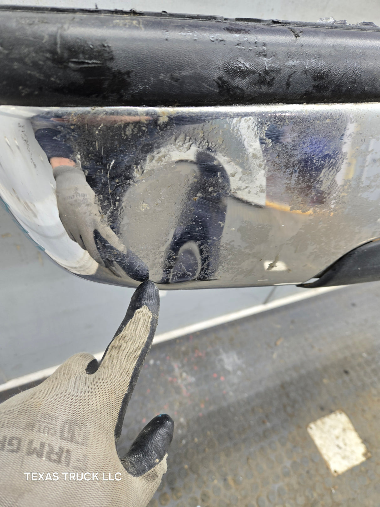 1999-2007 Chevrolet Silverado / GMC Sierra 1500 Rear Bumper