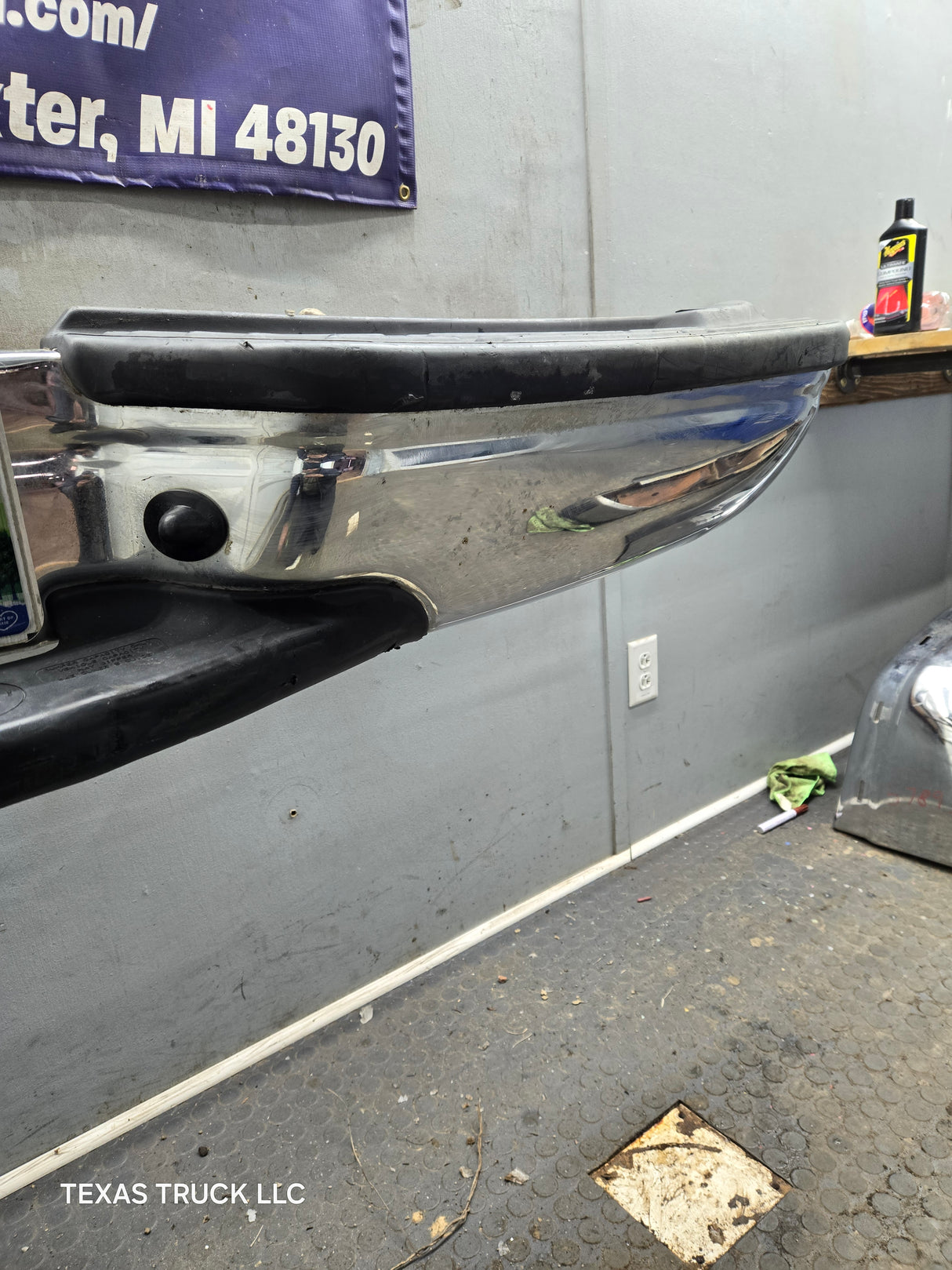 1999-2007 Ford Super Duty F250 F350 F450 F550 Rear Bumper