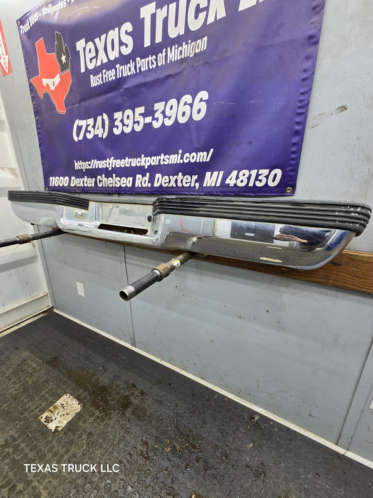 1988-1998 Chevrolet / GMC 1500 2500 3500 Rear Bumper