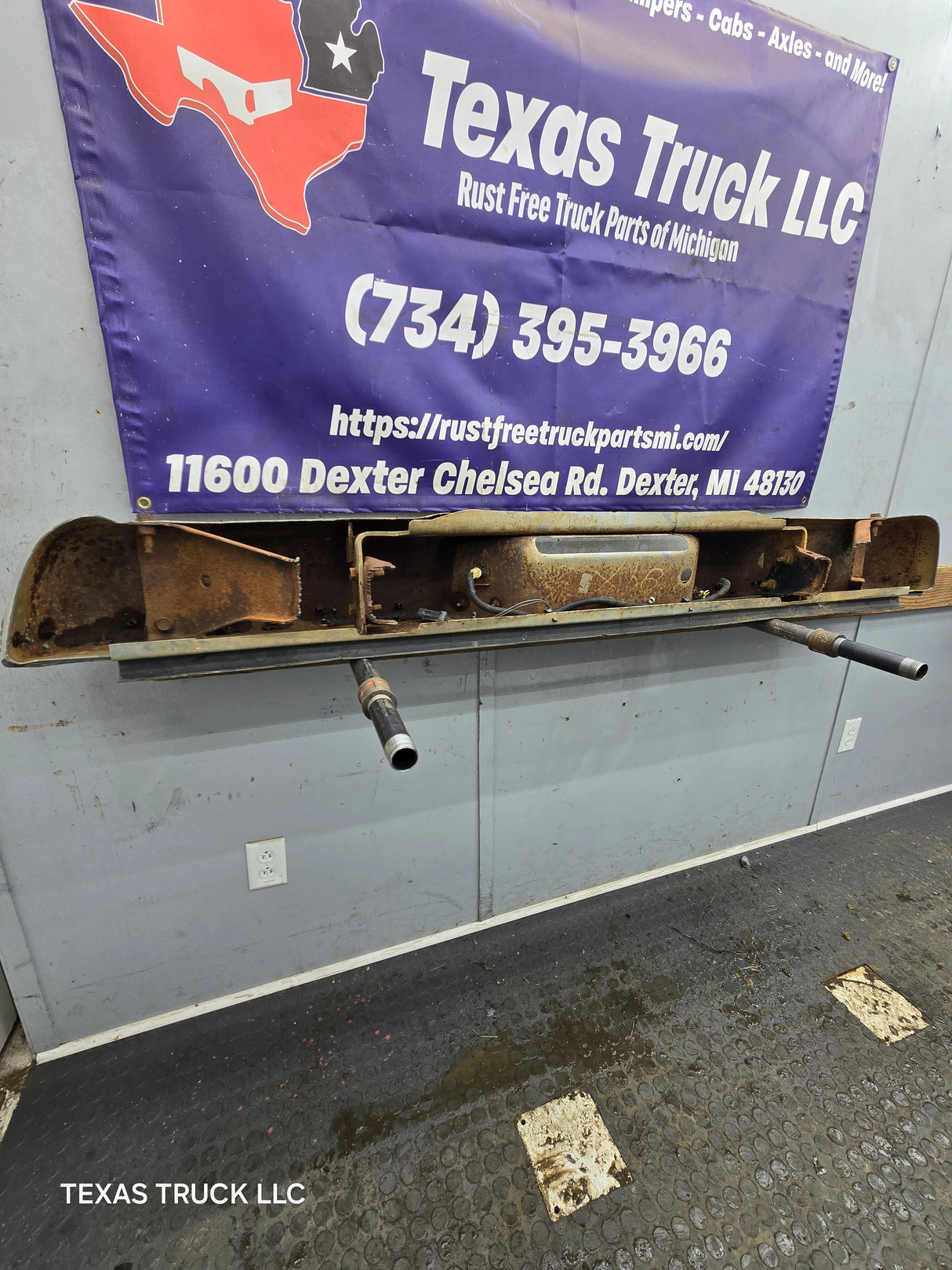 1988-1998 Chevrolet / GMC 1500 2500 3500 Rear Bumper