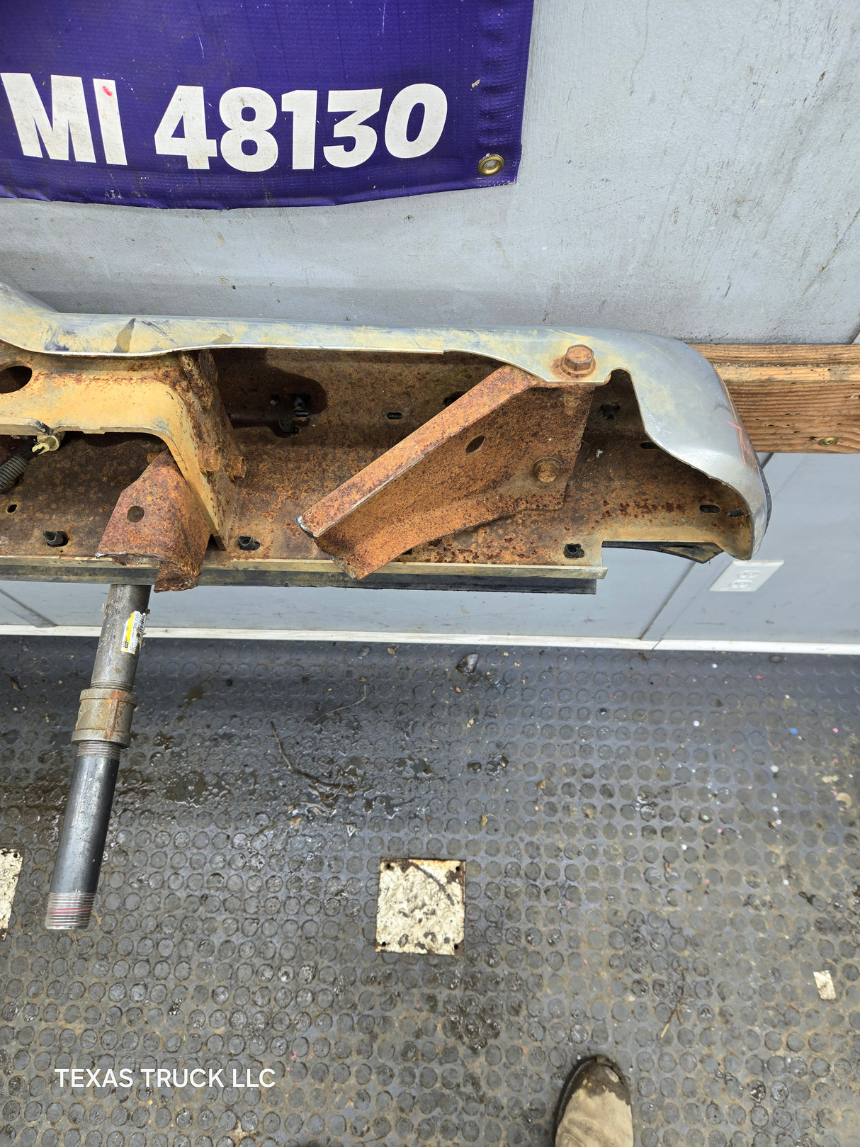 1988-1998 Chevrolet / GMC 1500 2500 3500 Rear Bumper