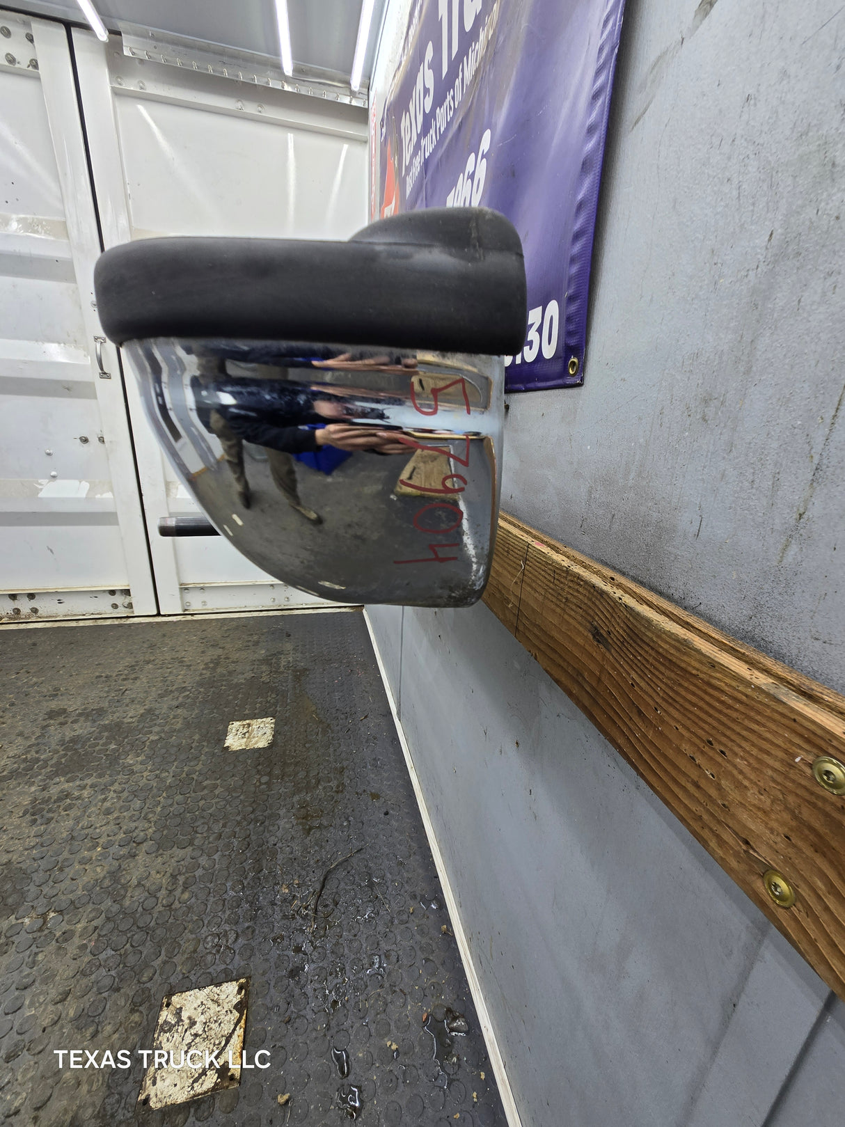 1999-2007 Ford Super Duty F250 F350 F450 F550 Rear Bumper