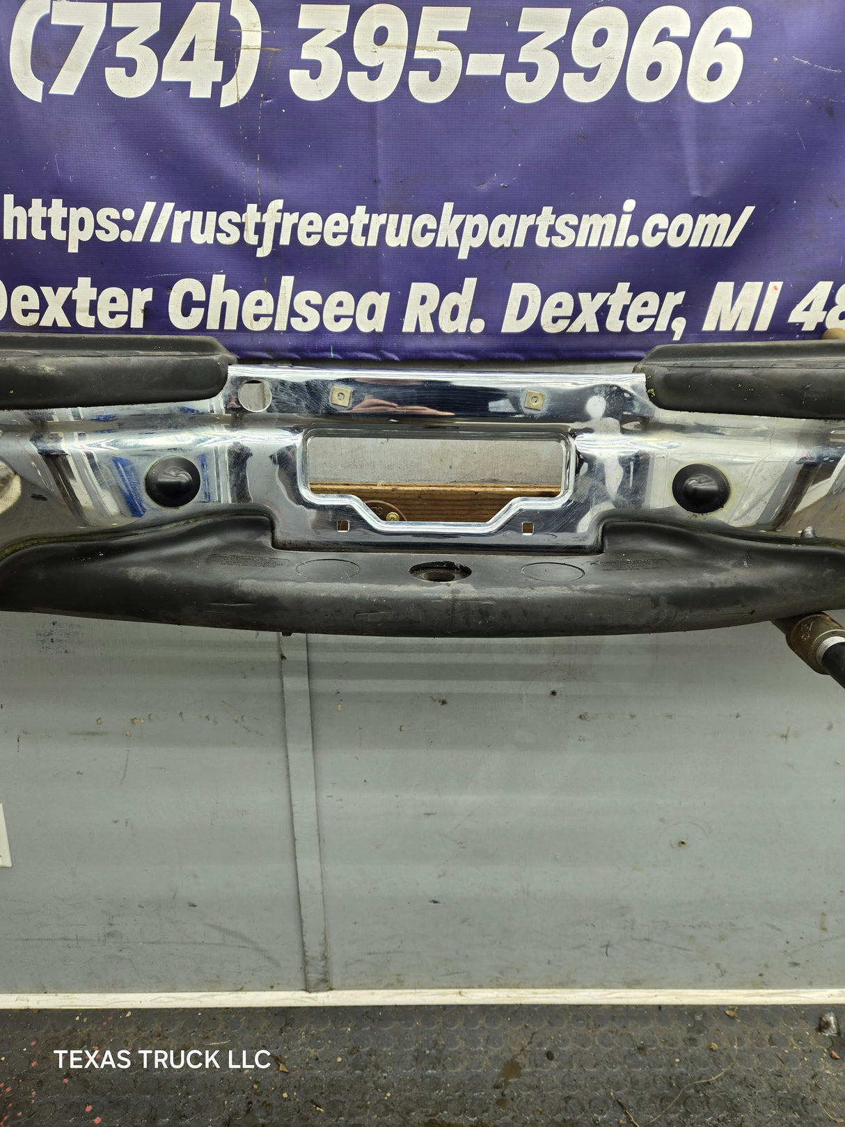 1999-2007 Ford Super Duty F250 F350 F450 F550 Rear Bumper