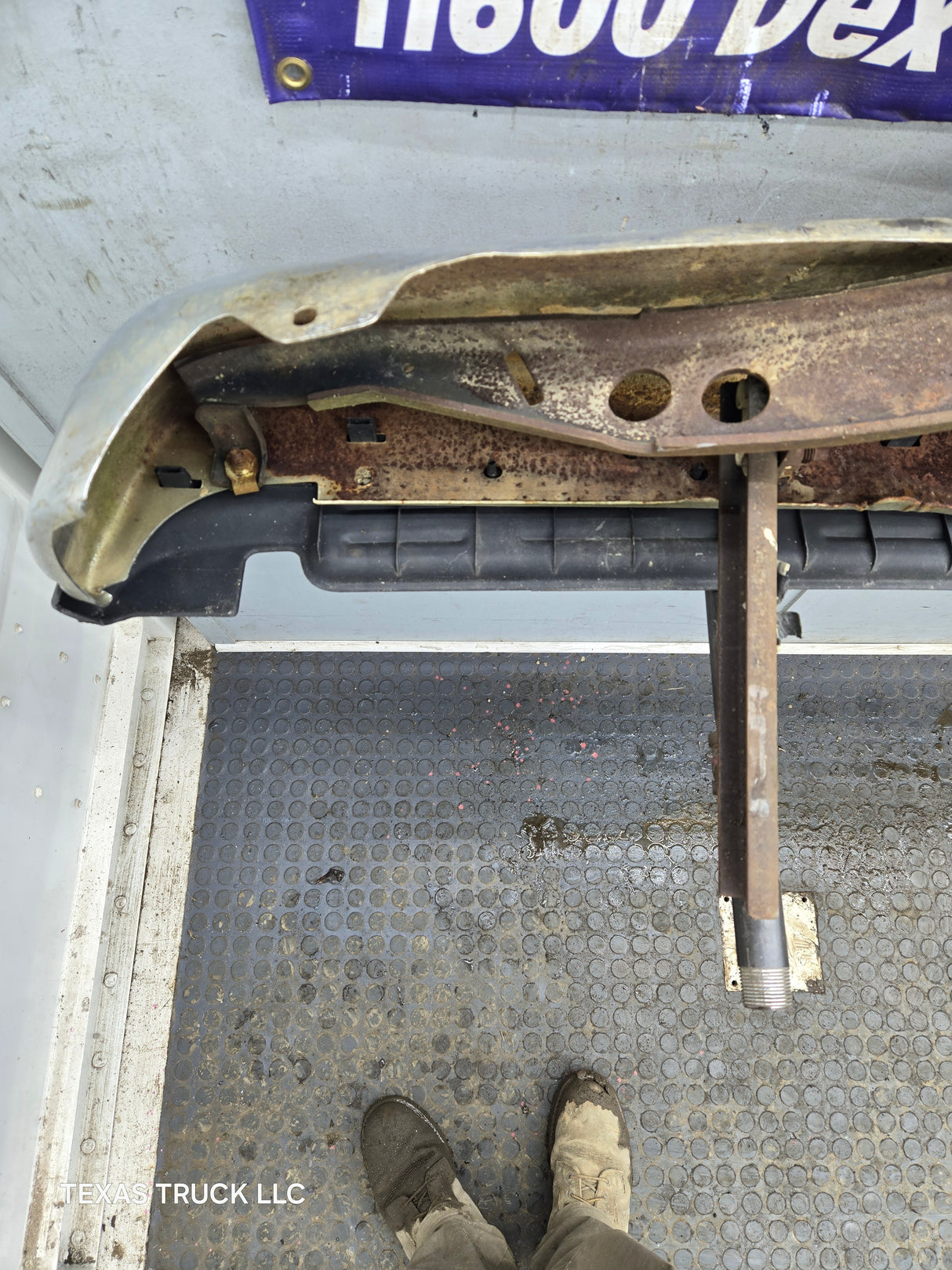1999-2007 Ford Super Duty F250 F350 F450 F550 Rear Bumper