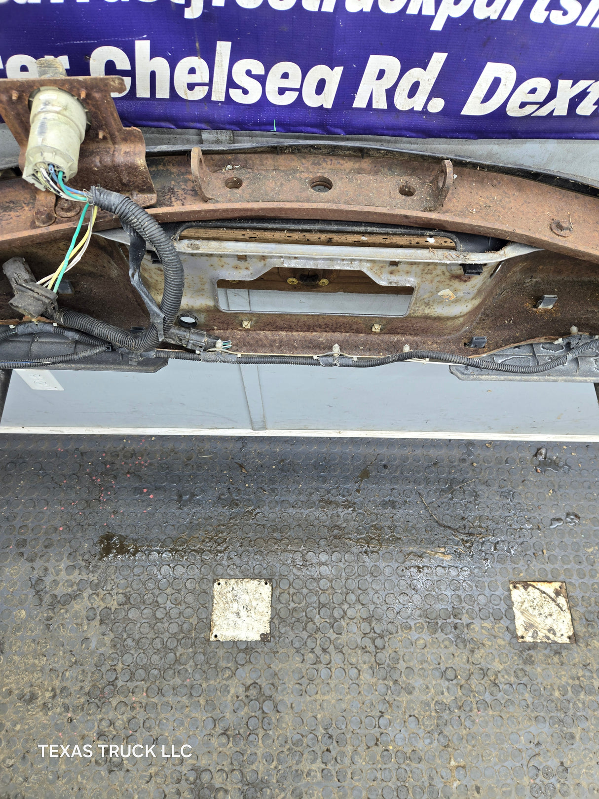 1999-2007 Ford Super Duty F250 F350 F450 F550 Rear Bumper