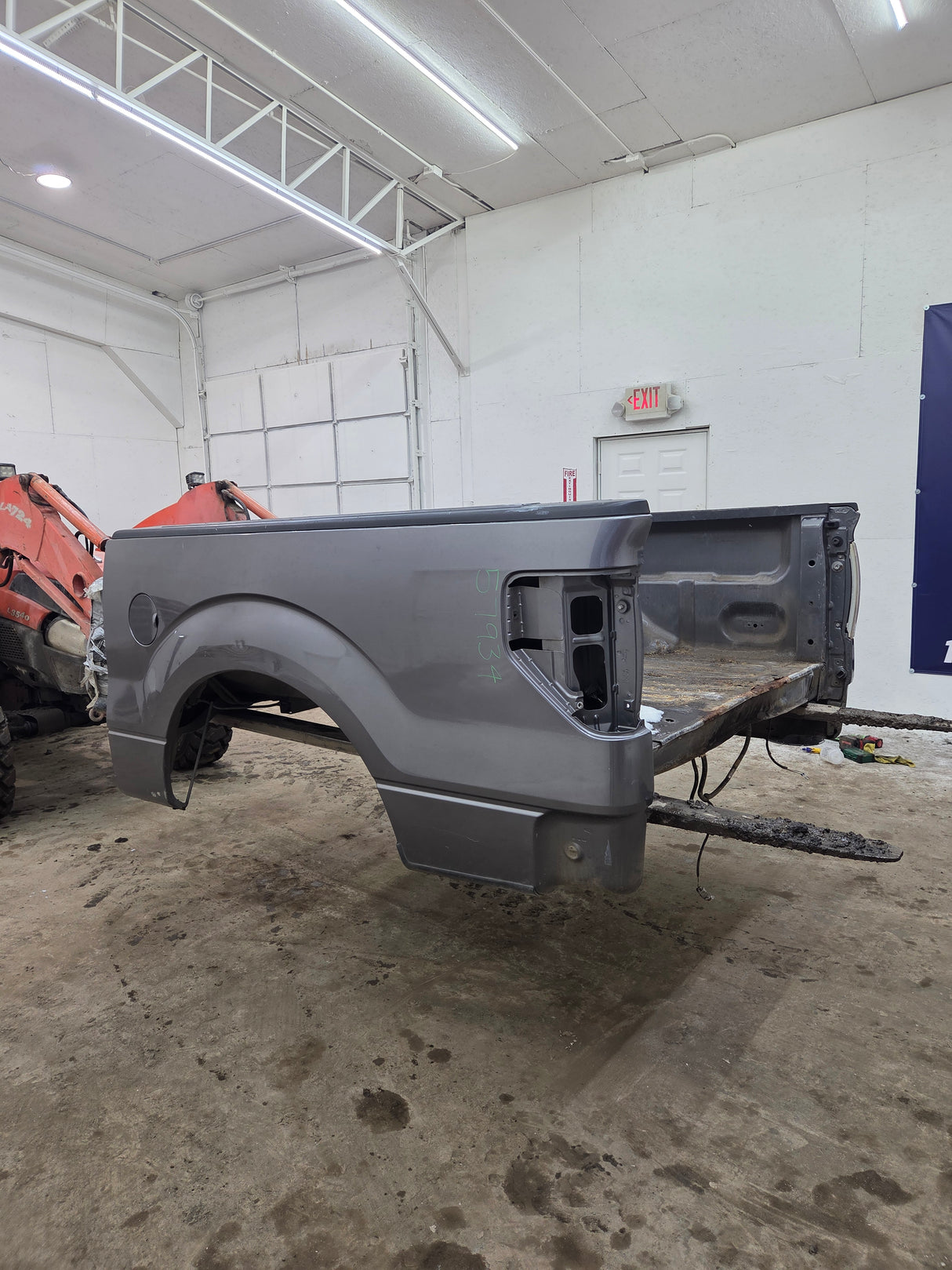 2009-2014 Ford F150 5' 6" Short Truck Bed