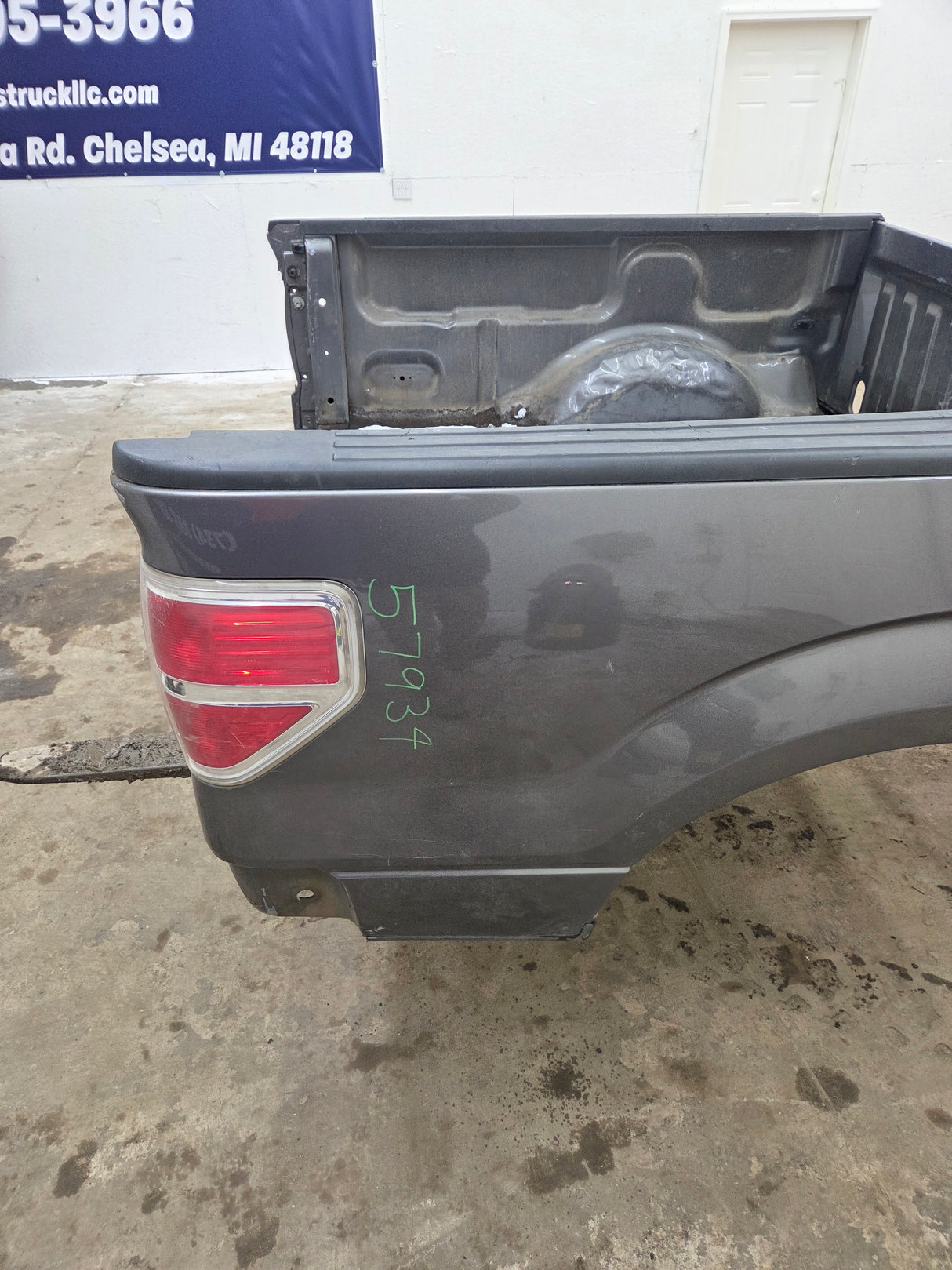 2009-2014 Ford F150 5' 6" Short Truck Bed