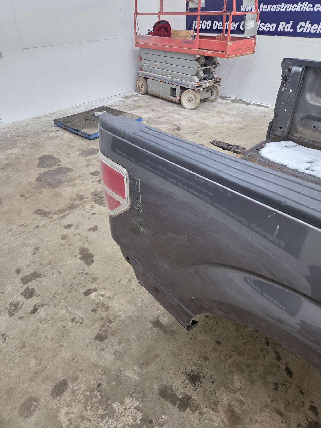 2009-2014 Ford F150 5' 6" Short Truck Bed