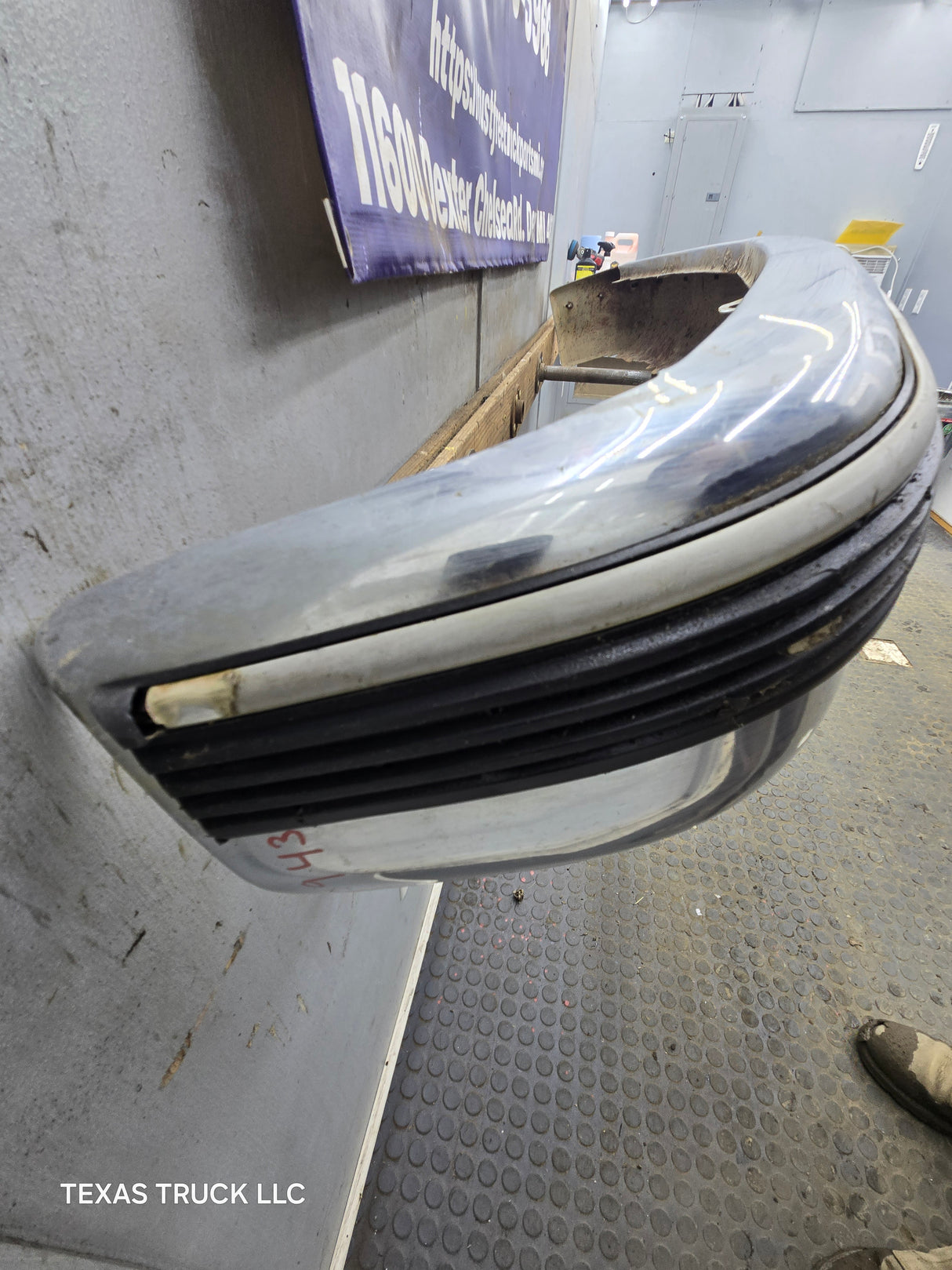 1988-1998 Chevrolet / GMC 1500 2500 3500 Front Bumper