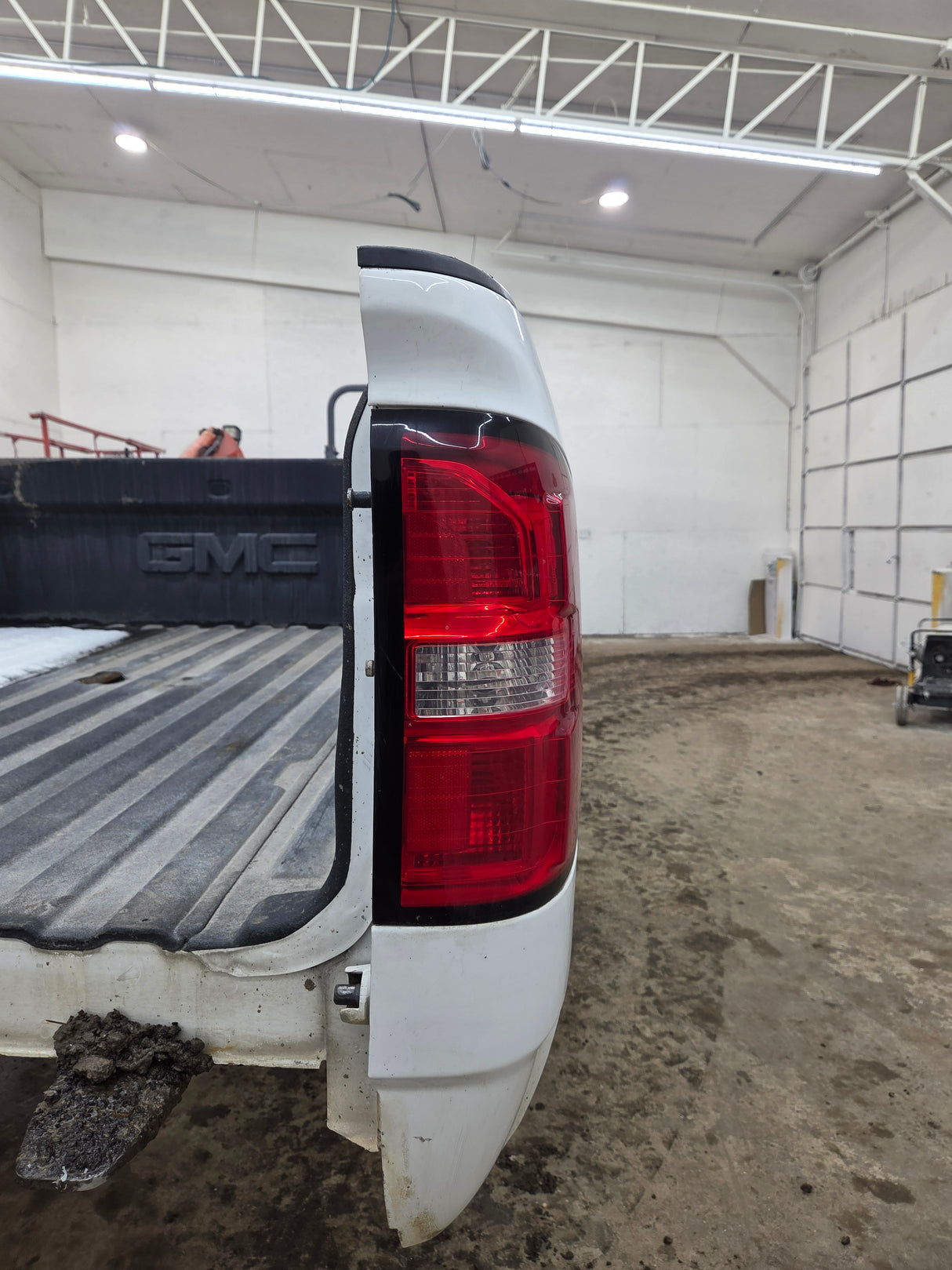 2014-2019 GMC Sierra 1500 2500 3500 HD 6' 6" Short Bed