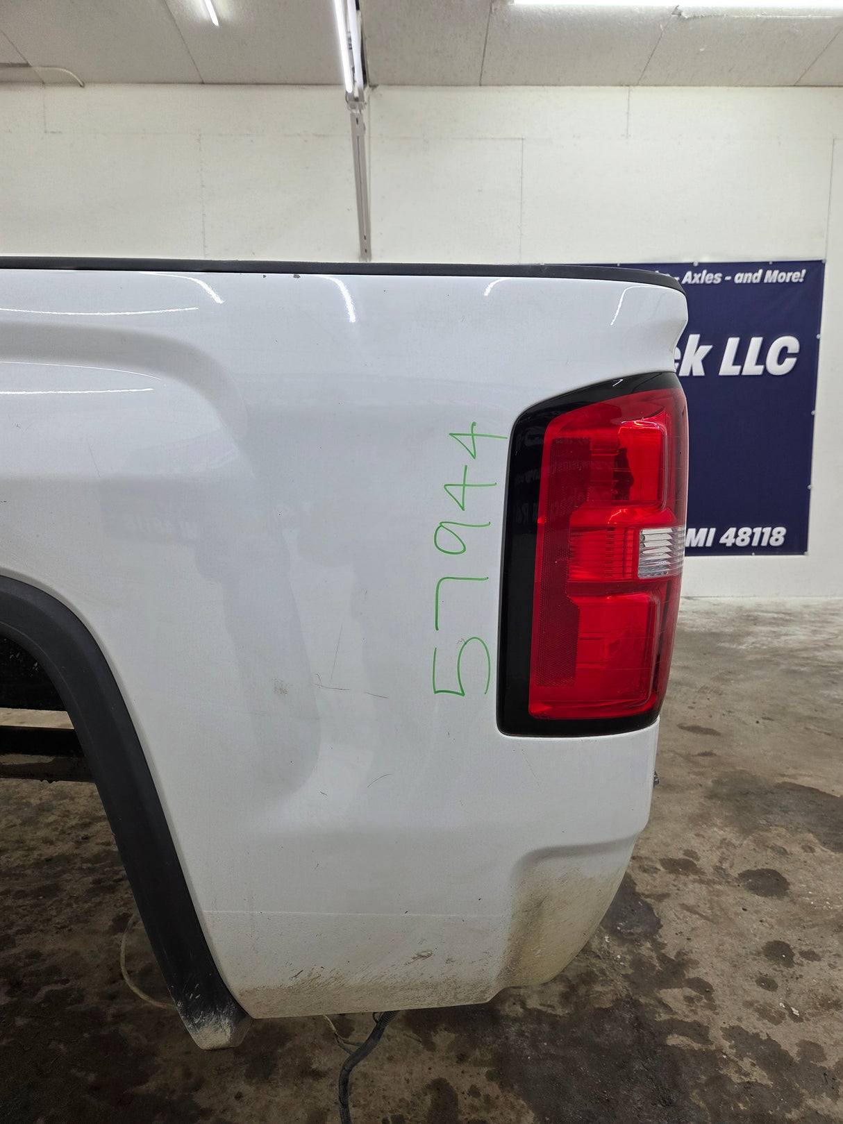 2014-2019 GMC Sierra 1500 2500 3500 HD 6' 6" Short Bed