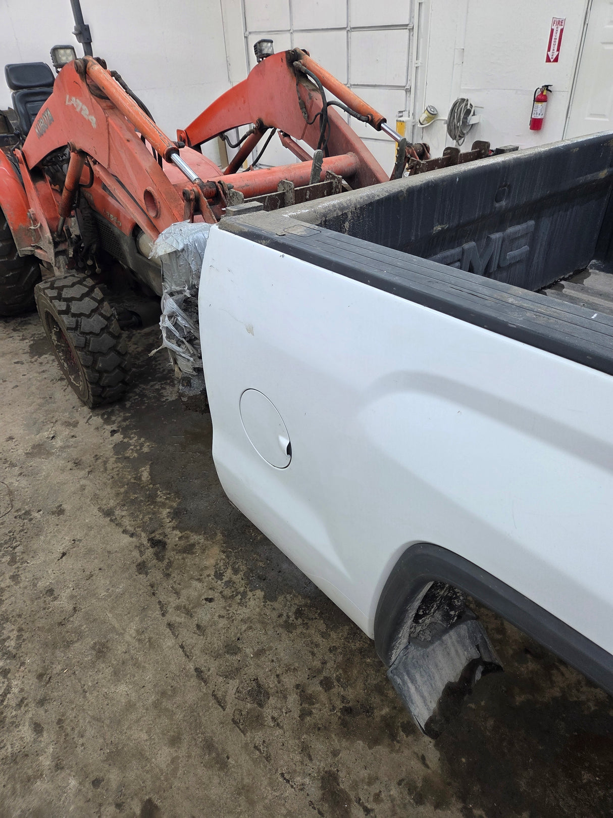 2014-2019 GMC Sierra 1500 2500 3500 HD 6' 6" Short Bed