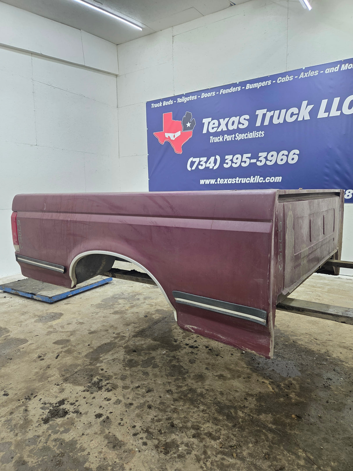 1987-1997 Ford F150 F250 F350 OBS 6' 9" Short Truck Bed