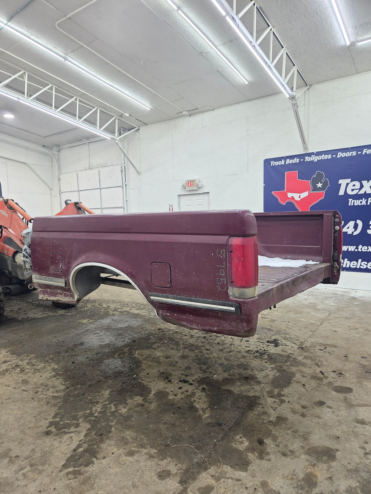 1987-1997 Ford F150 F250 F350 OBS 6' 9" Short Truck Bed