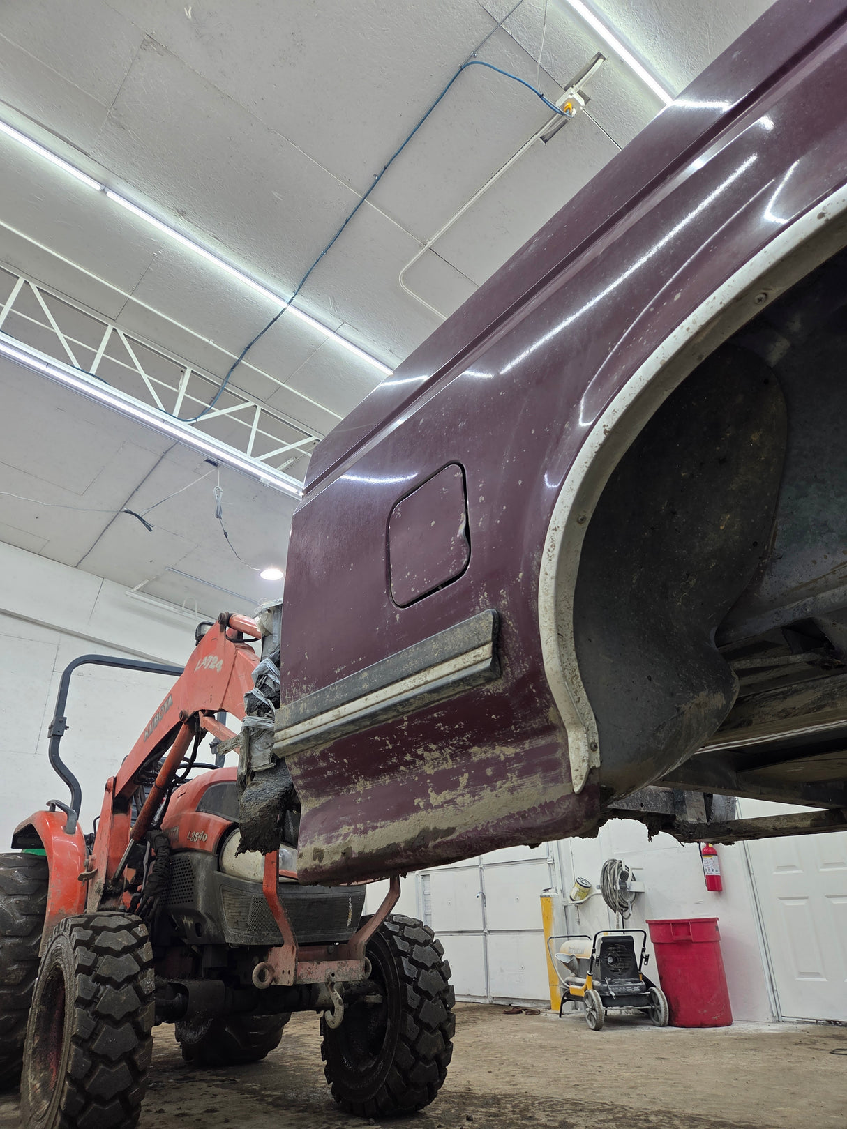 1987-1997 Ford F150 F250 F350 OBS 6' 9" Short Truck Bed