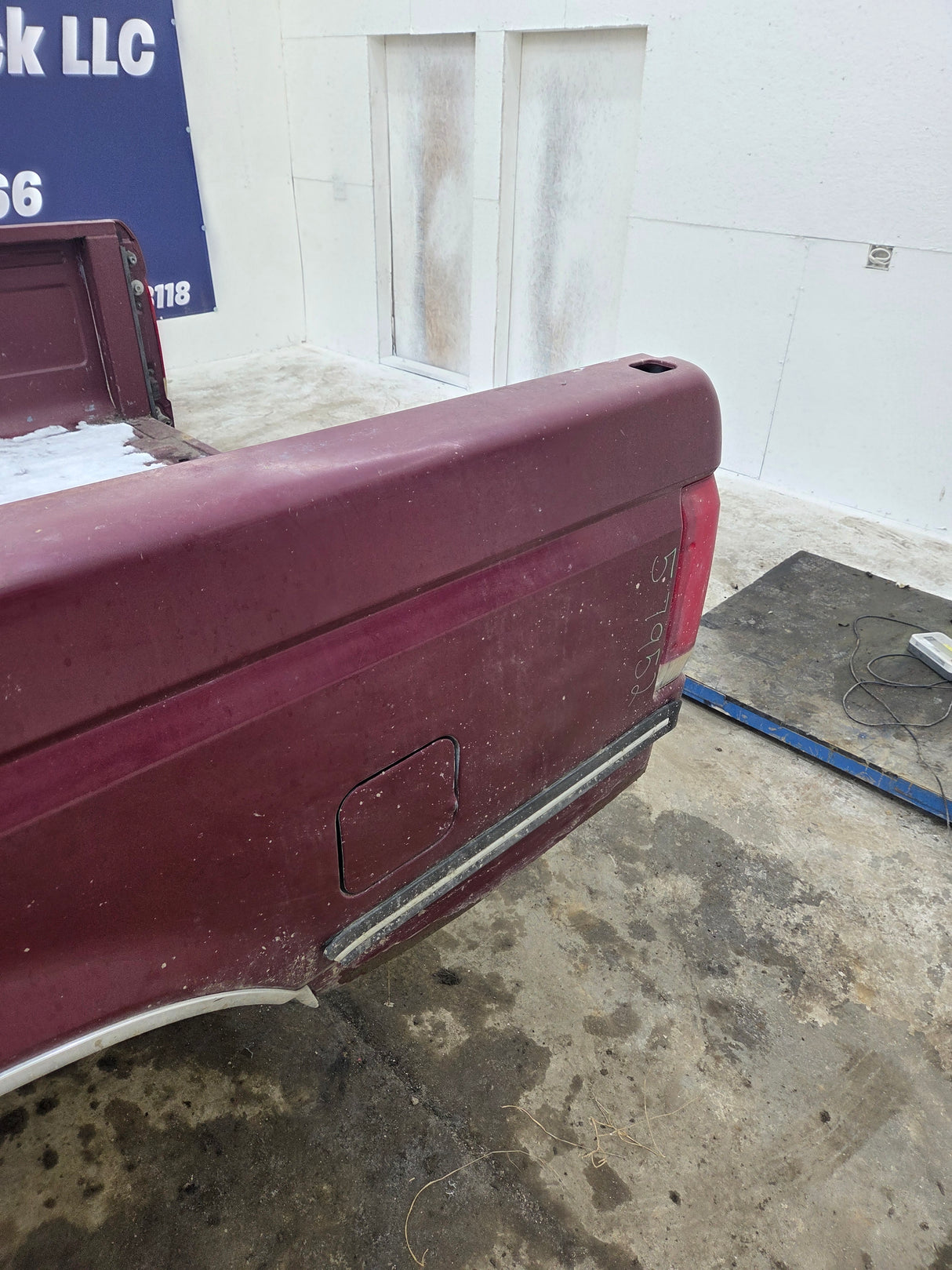 1987-1997 Ford F150 F250 F350 OBS 6' 9" Short Truck Bed