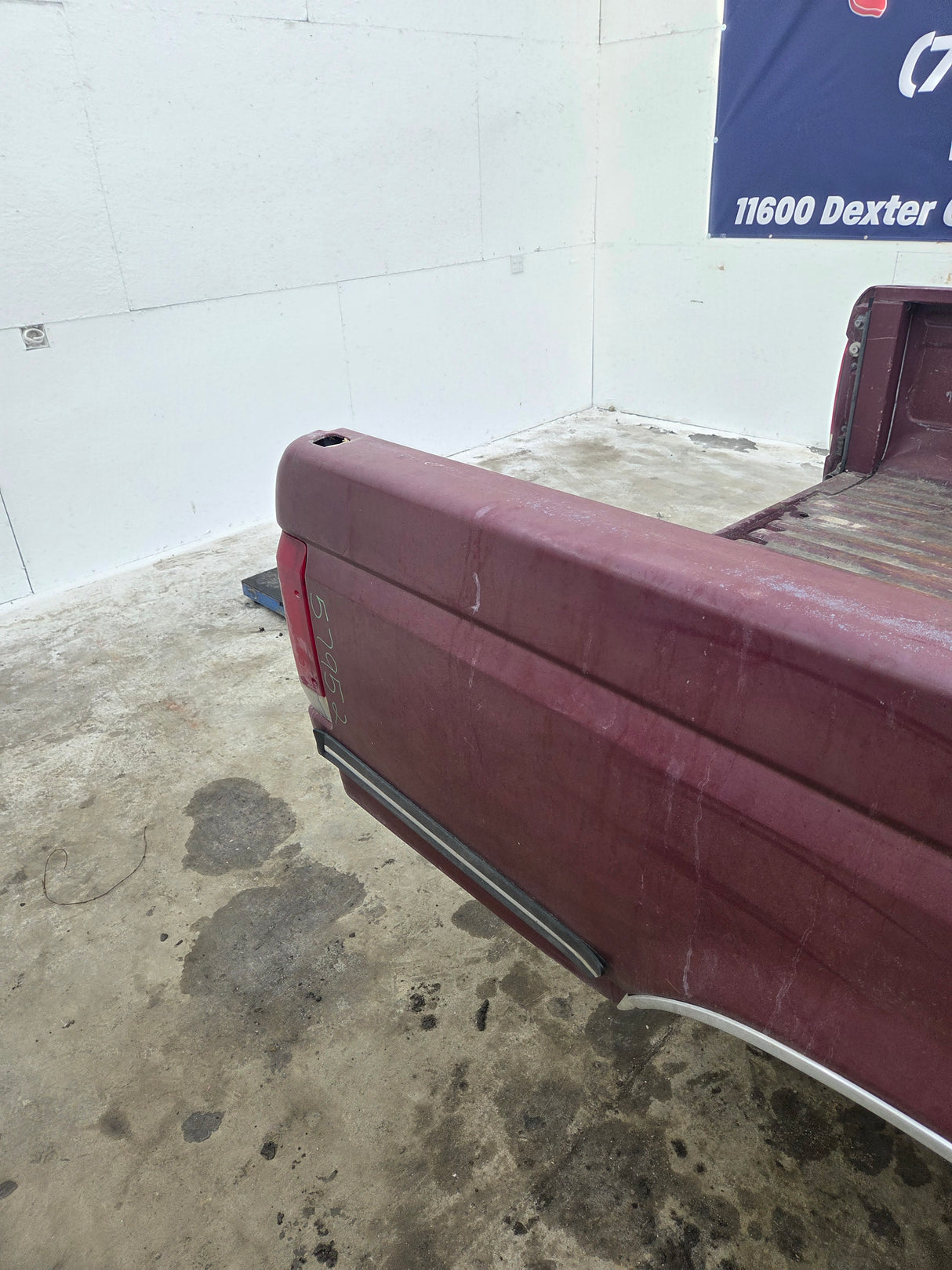 1987-1997 Ford F150 F250 F350 OBS 6' 9" Short Truck Bed